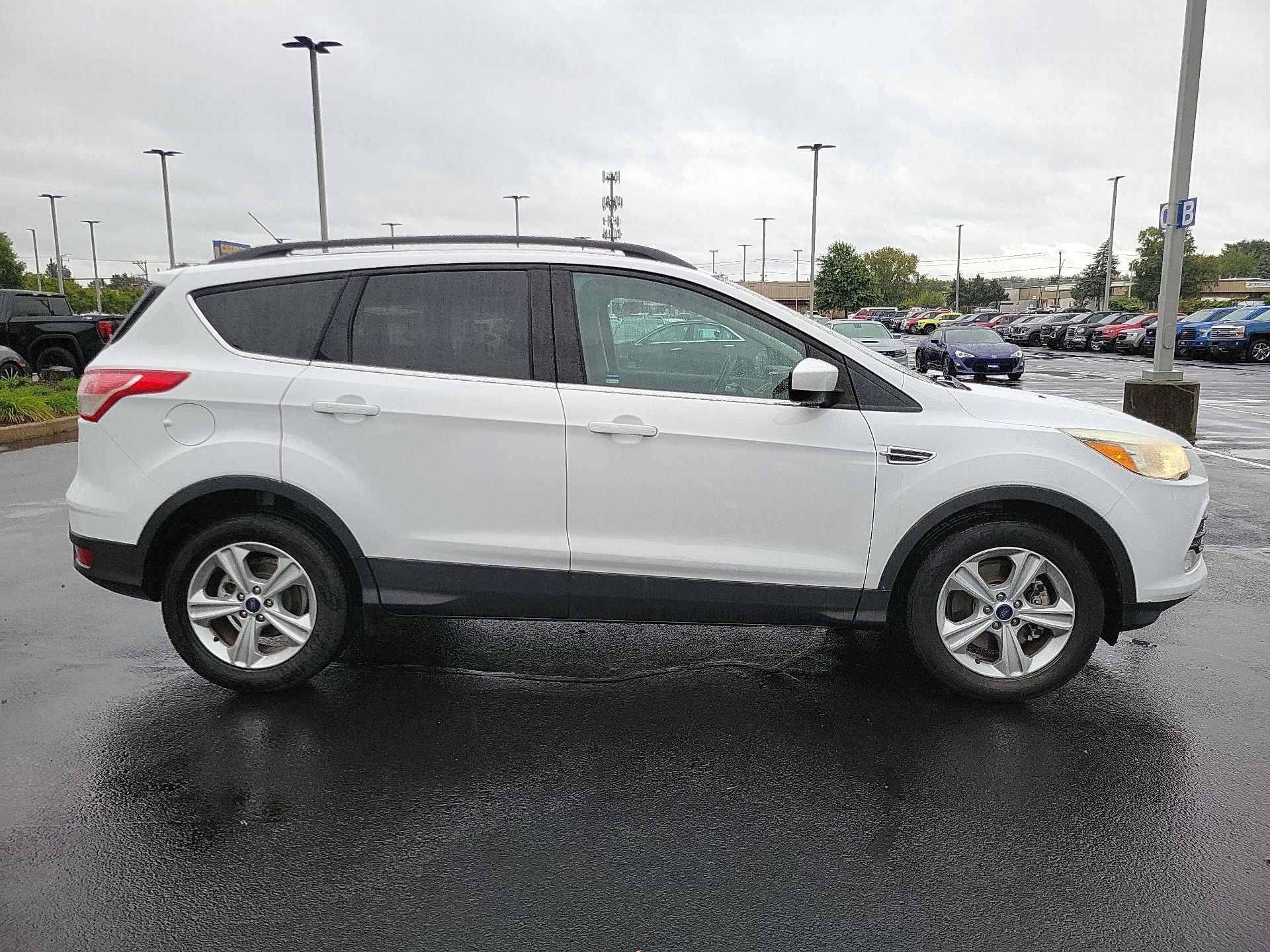 Thumbnail: 2016 Ford Escape - 4