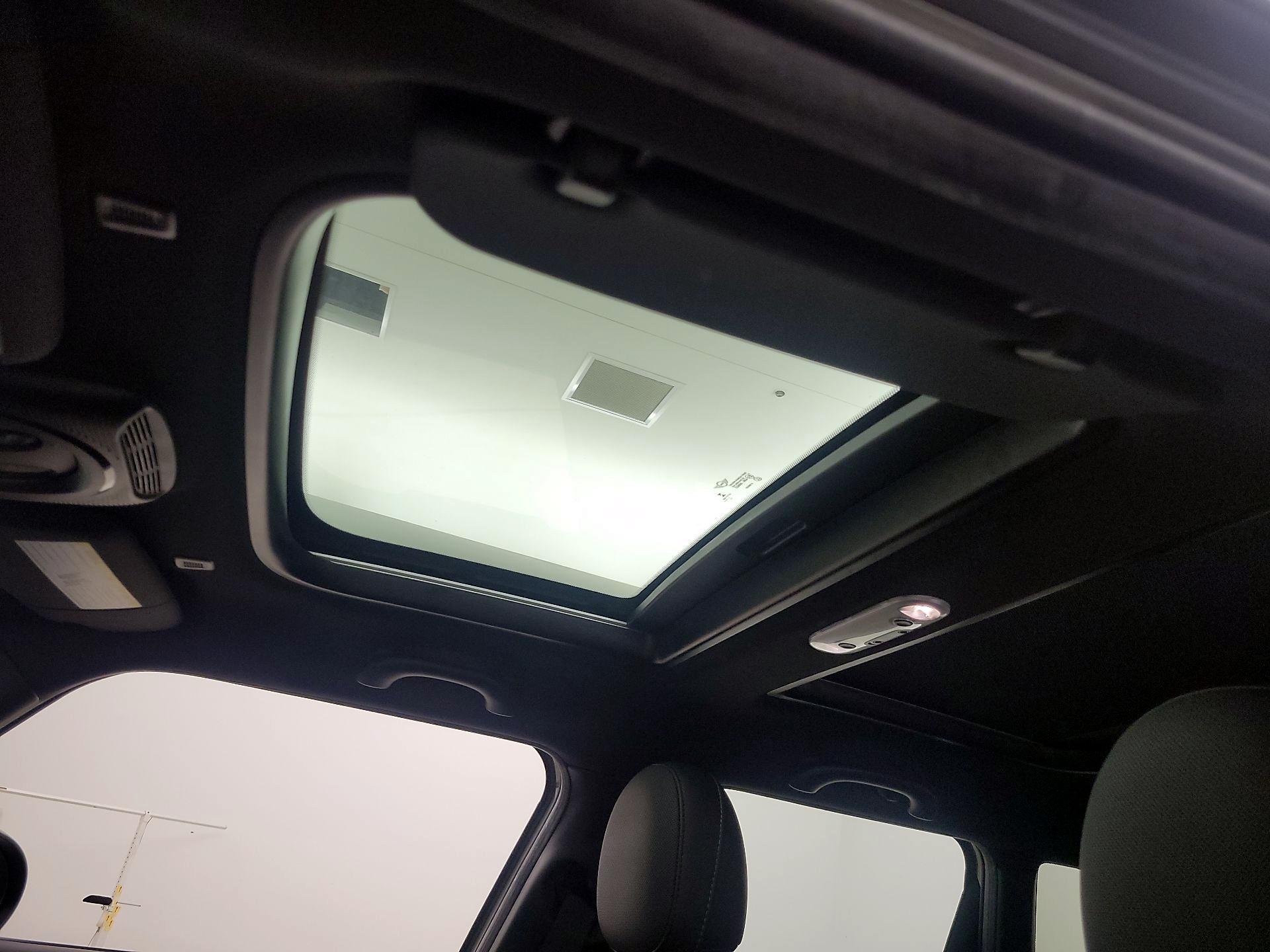 Thumbnail: 2022 MINI Cooper Hardtop - 20
