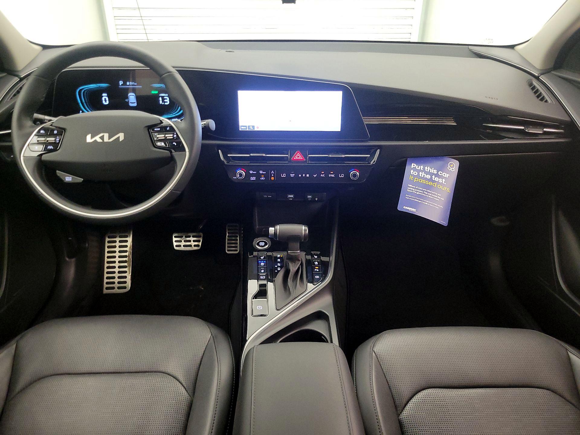 Thumbnail: 2024 Kia Niro - 9