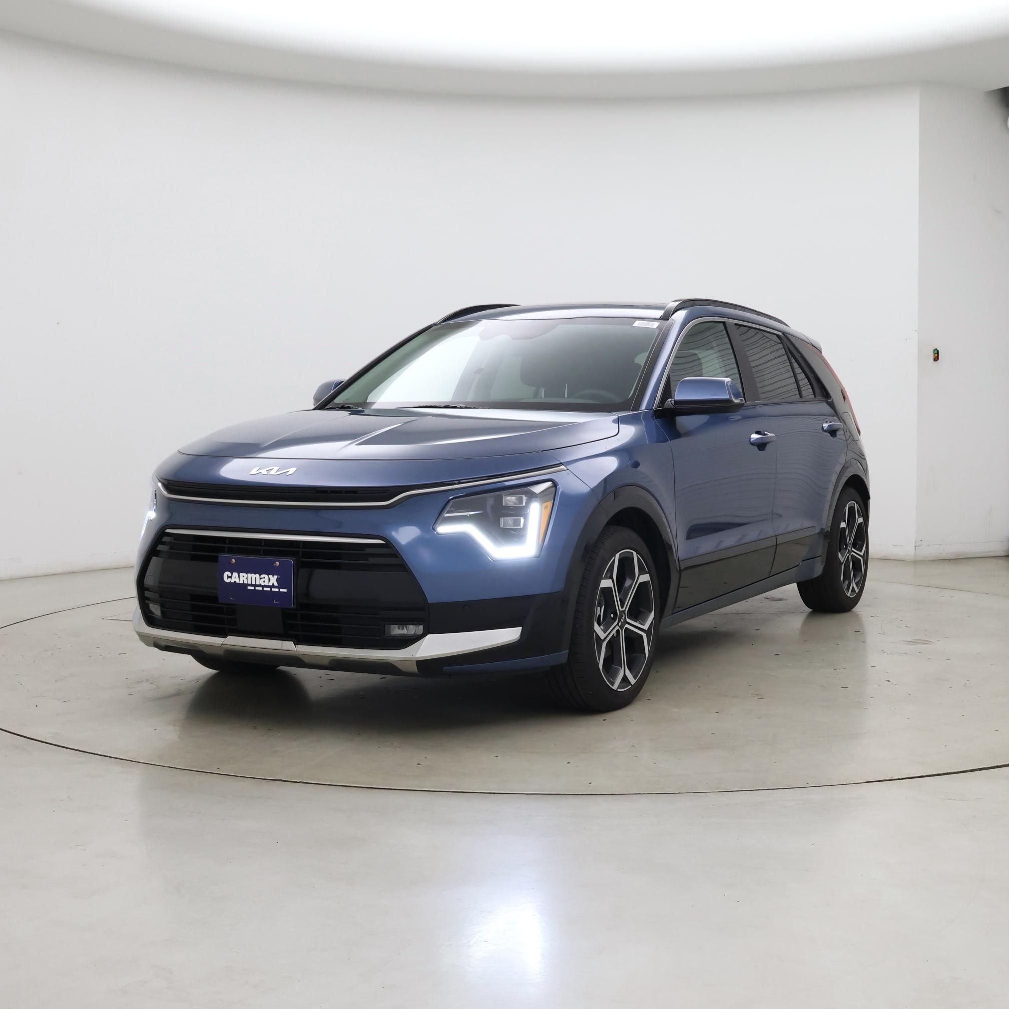 Thumbnail: 2024 Kia Niro - 4