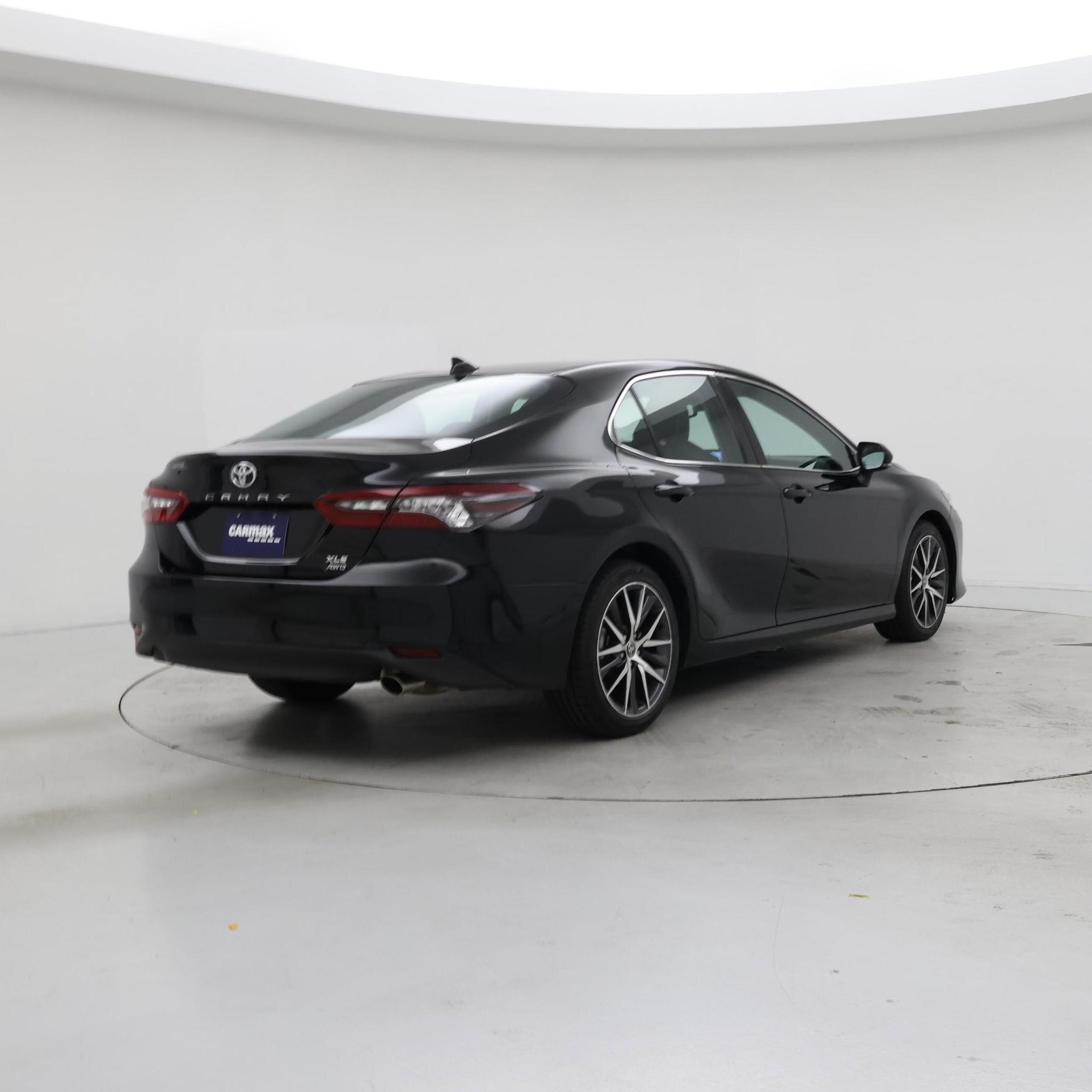 Thumbnail: 2022 Toyota Camry - 8