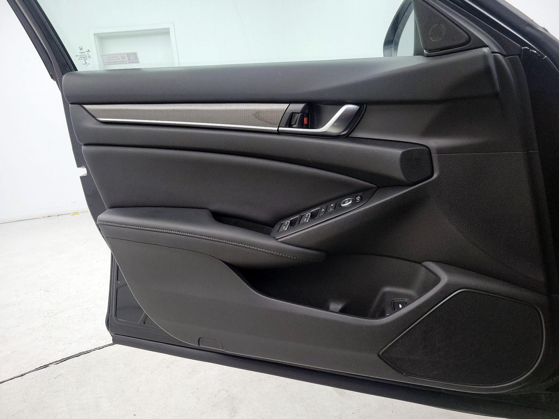 Thumbnail: 2022 Honda Accord - 12