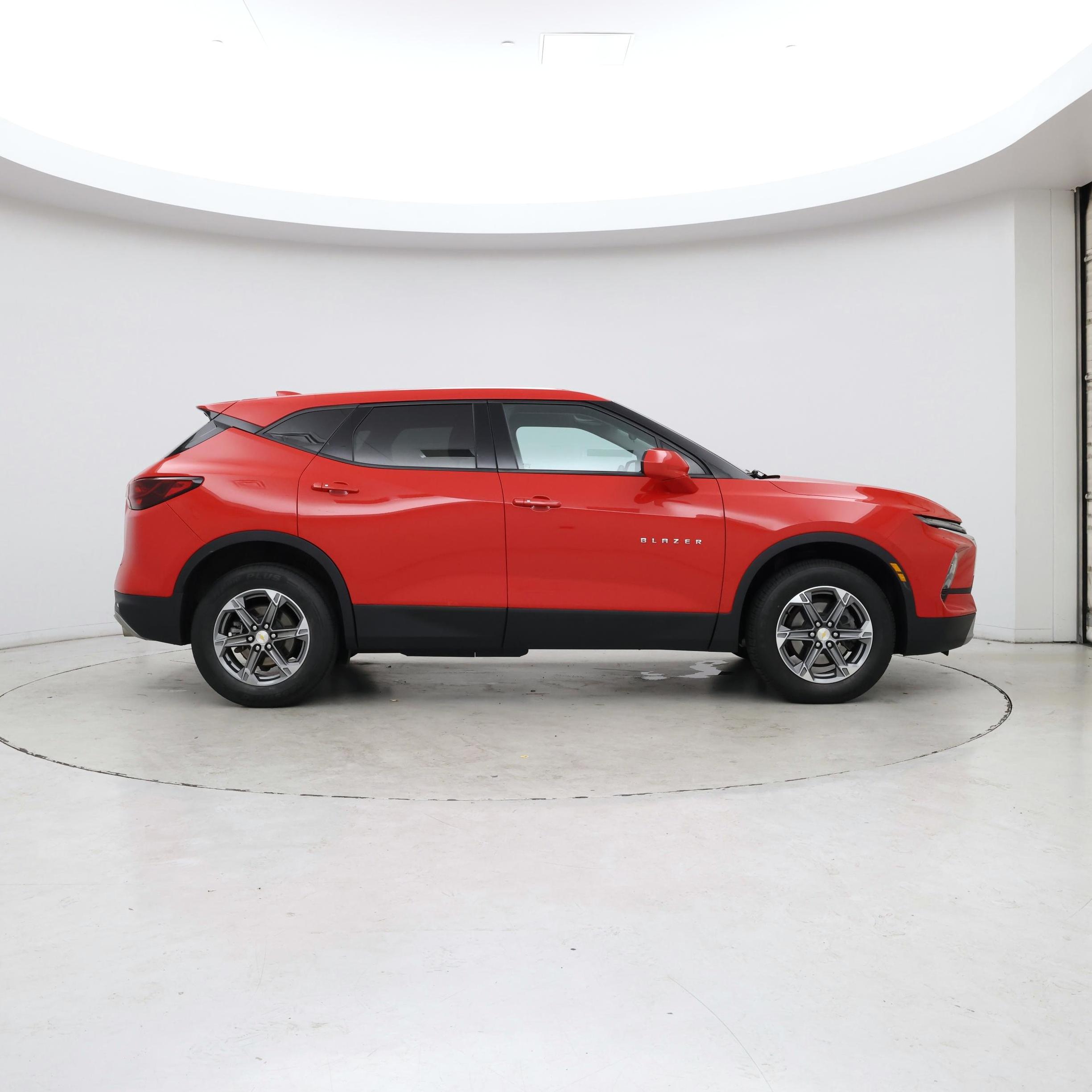 Thumbnail: 2023 Chevrolet Blazer - 7