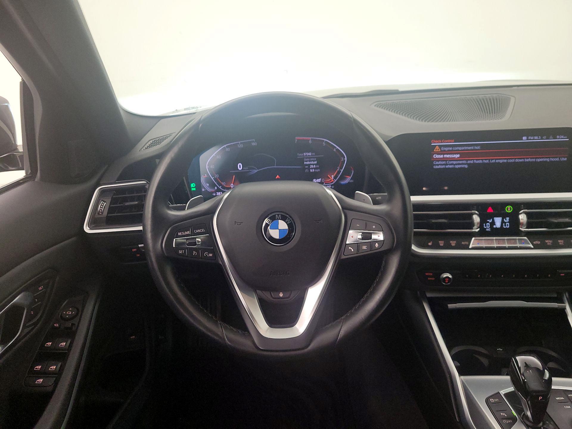 Thumbnail: 2020 BMW 3 Series - 10