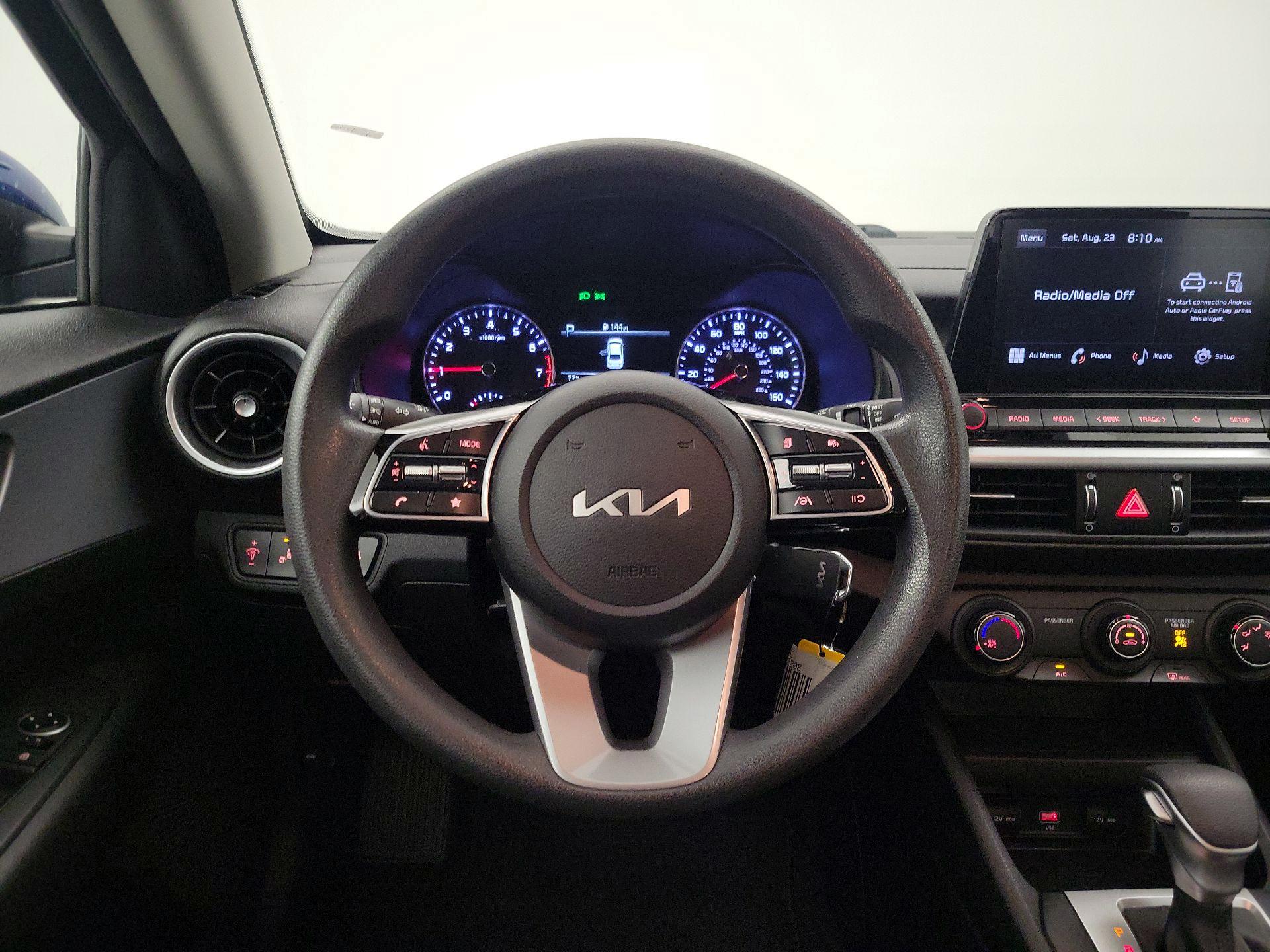 Thumbnail: 2023 Kia Forte - 10