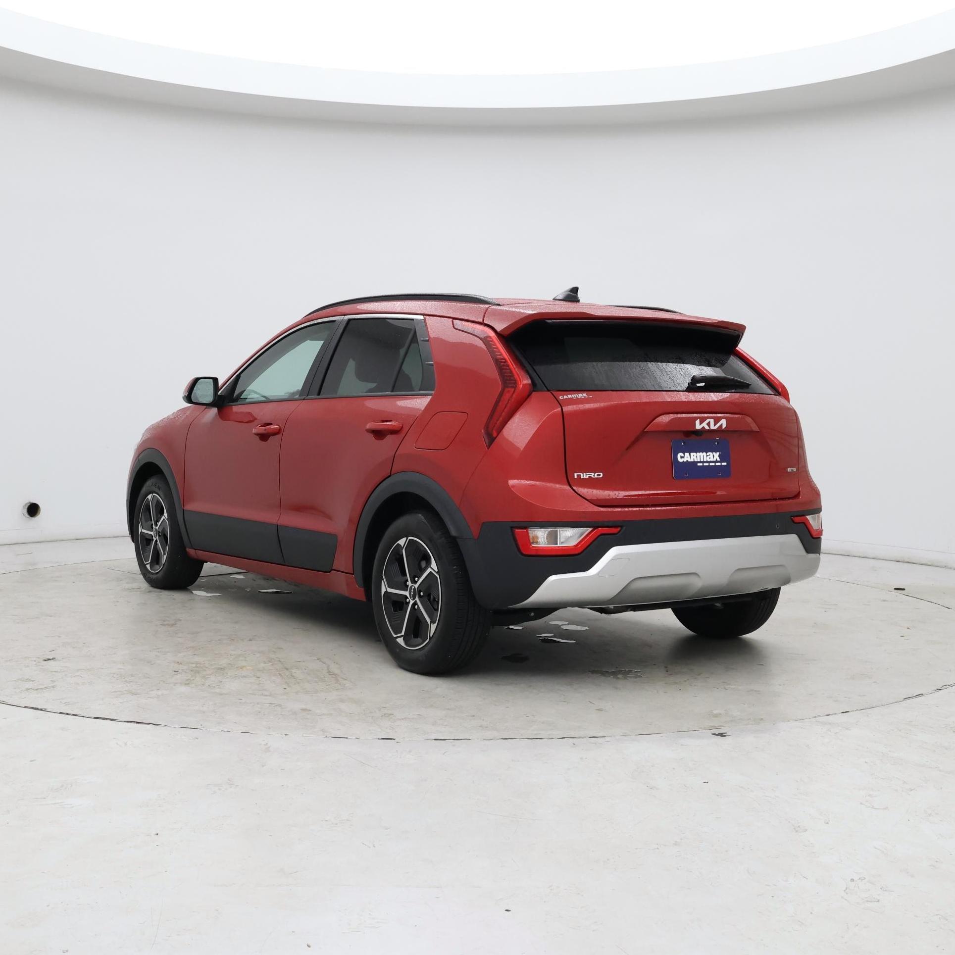 Thumbnail: 2023 Kia Niro - 2