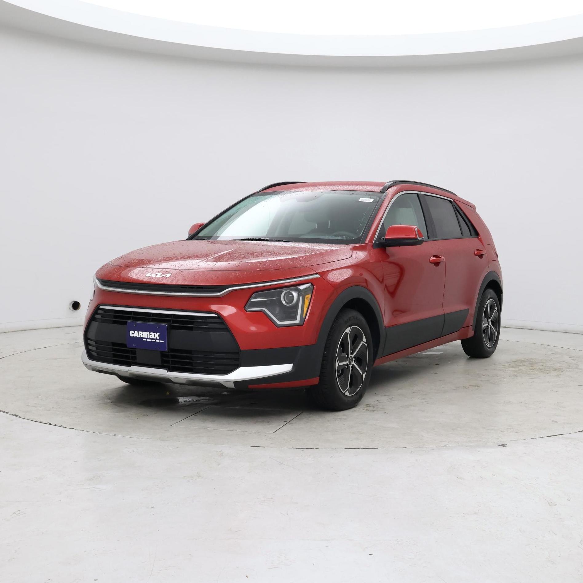 Thumbnail: 2023 Kia Niro - 4