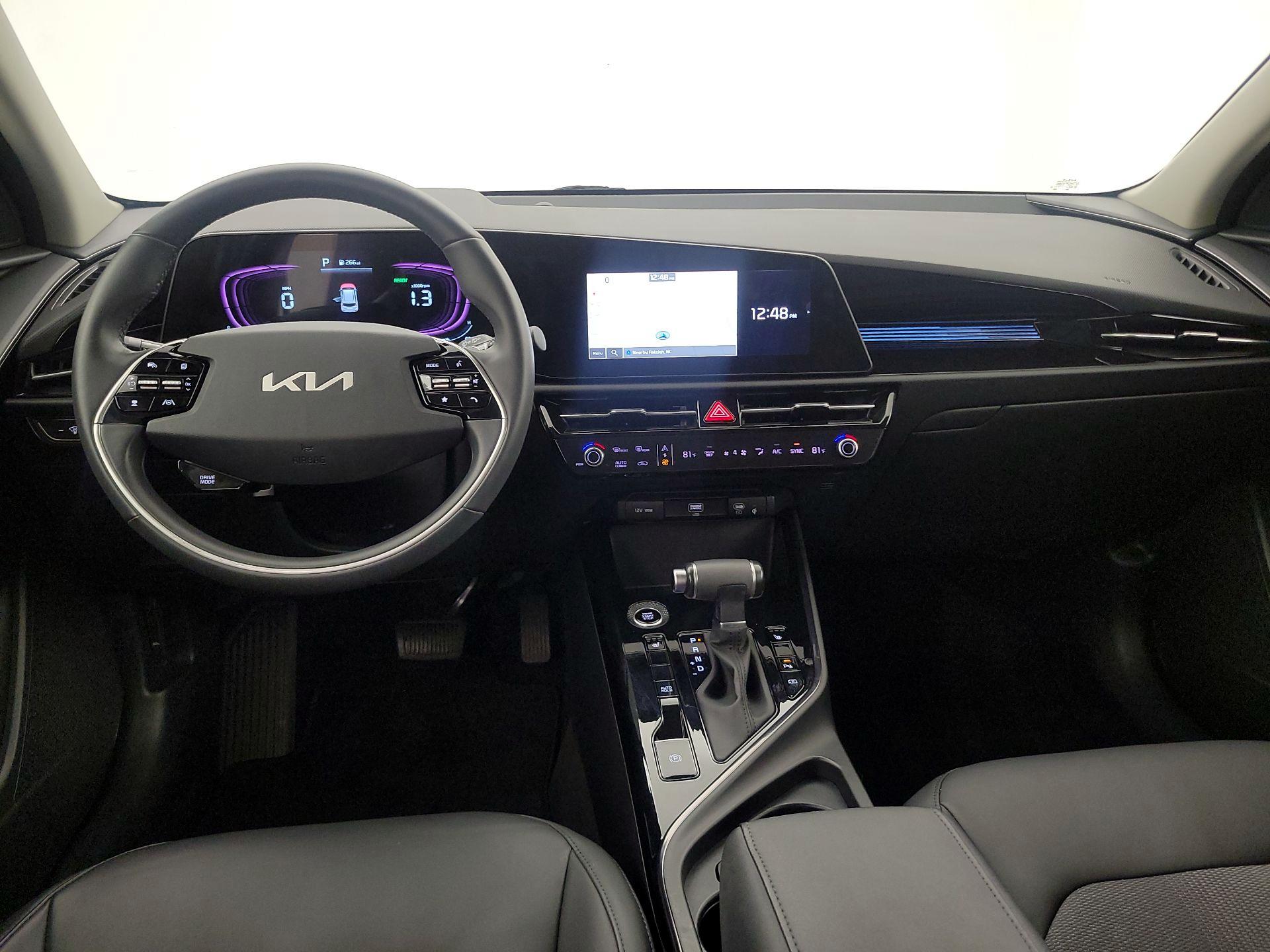 Thumbnail: 2023 Kia Niro - 9