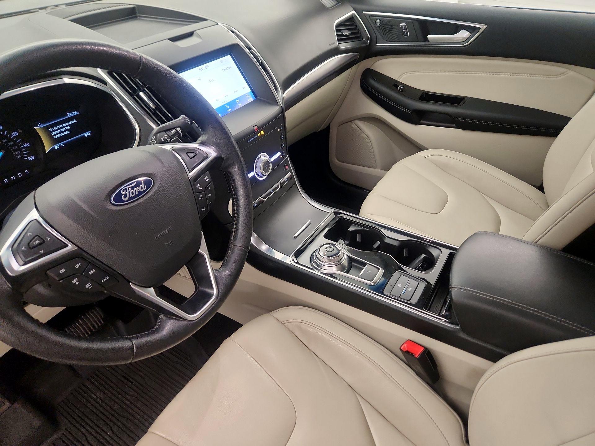 Thumbnail: 2020 Ford Edge - 11