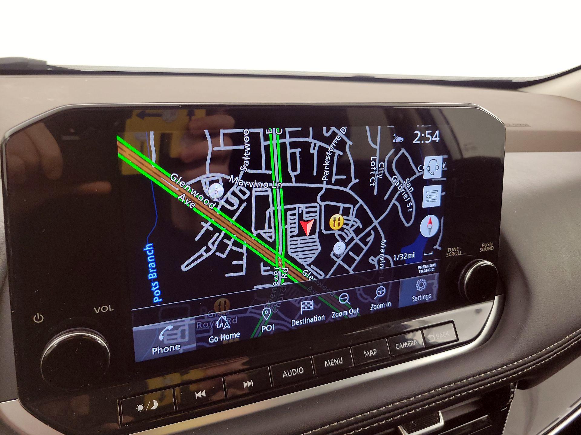 Thumbnail: 2022 Nissan Rogue - 14