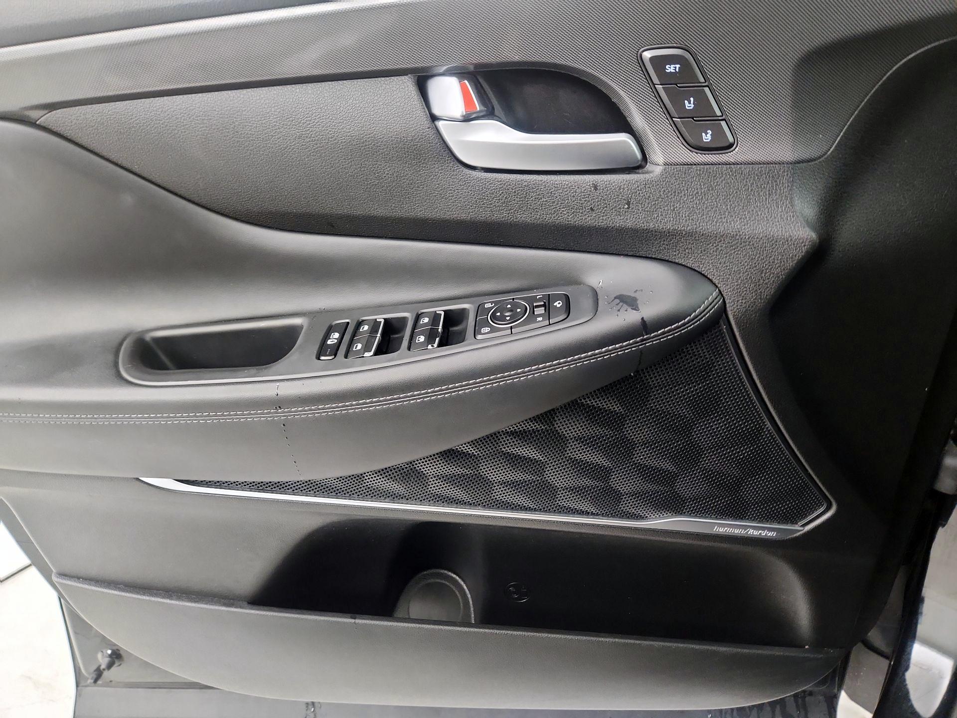 Thumbnail: 2022 Hyundai Santa Fe - 12