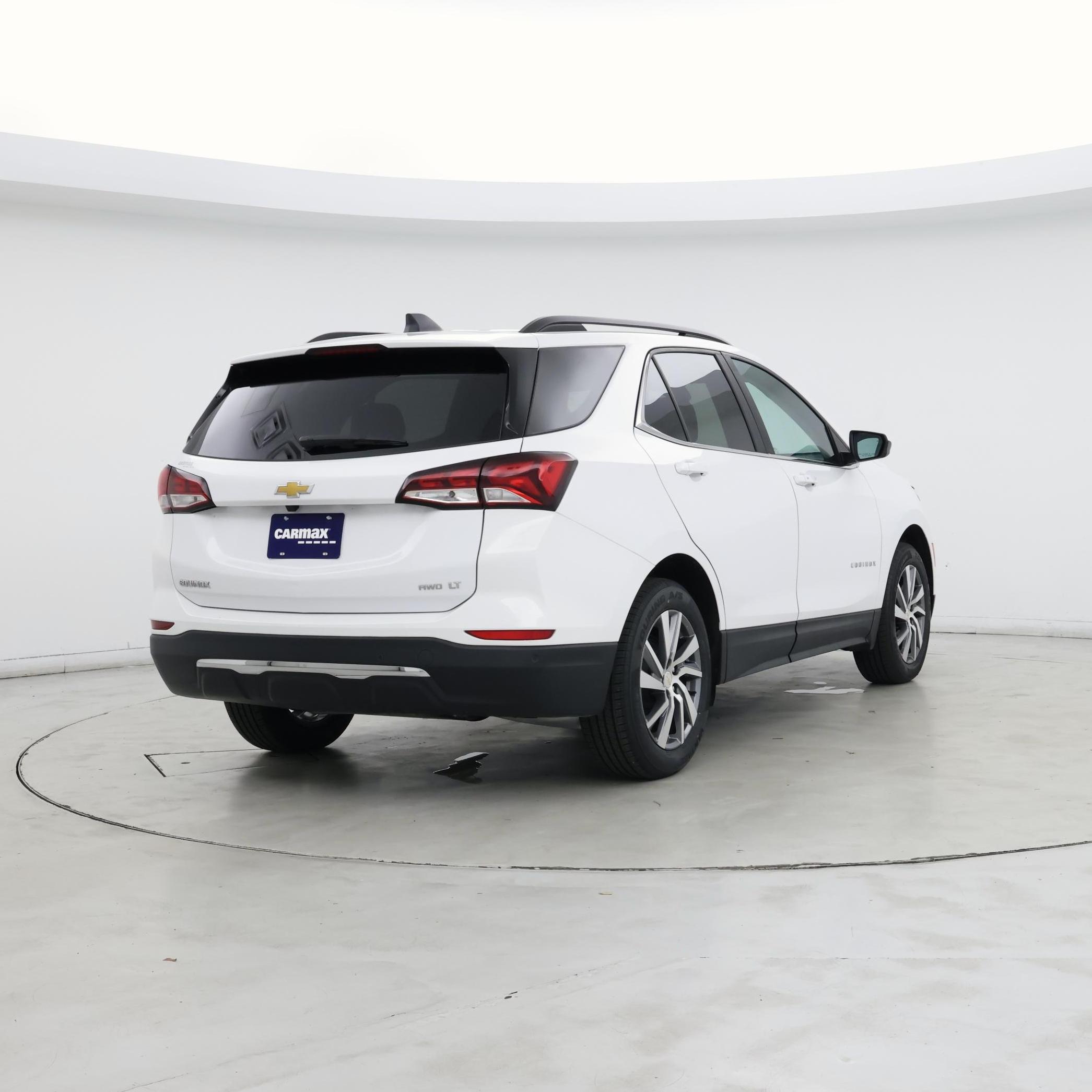 Thumbnail: 2022 Chevrolet Equinox - 8
