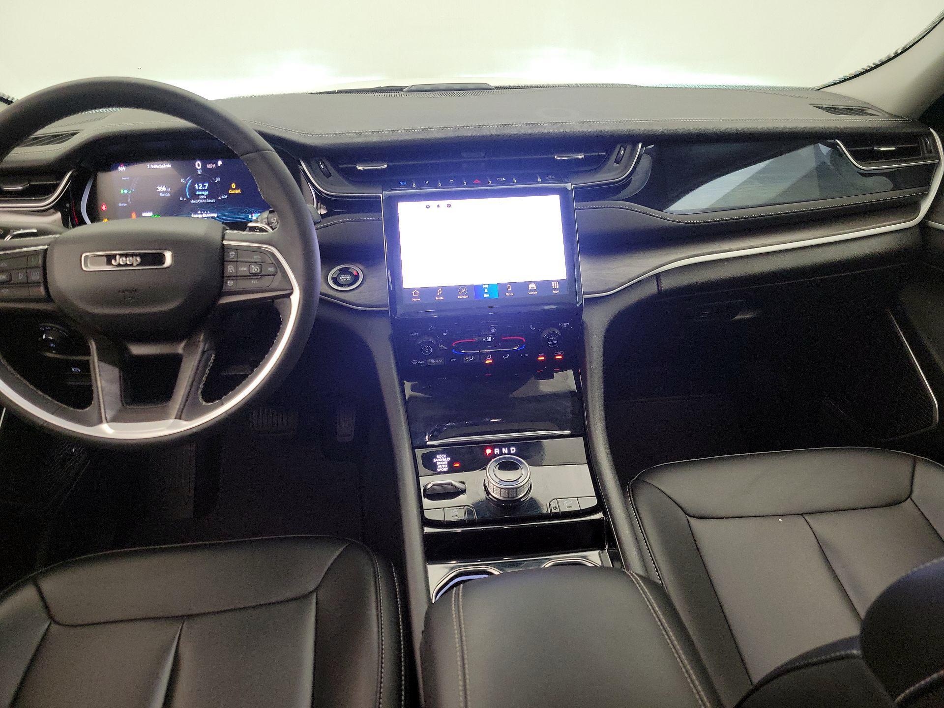 Thumbnail: 2023 Jeep Grand Cherokee - 9