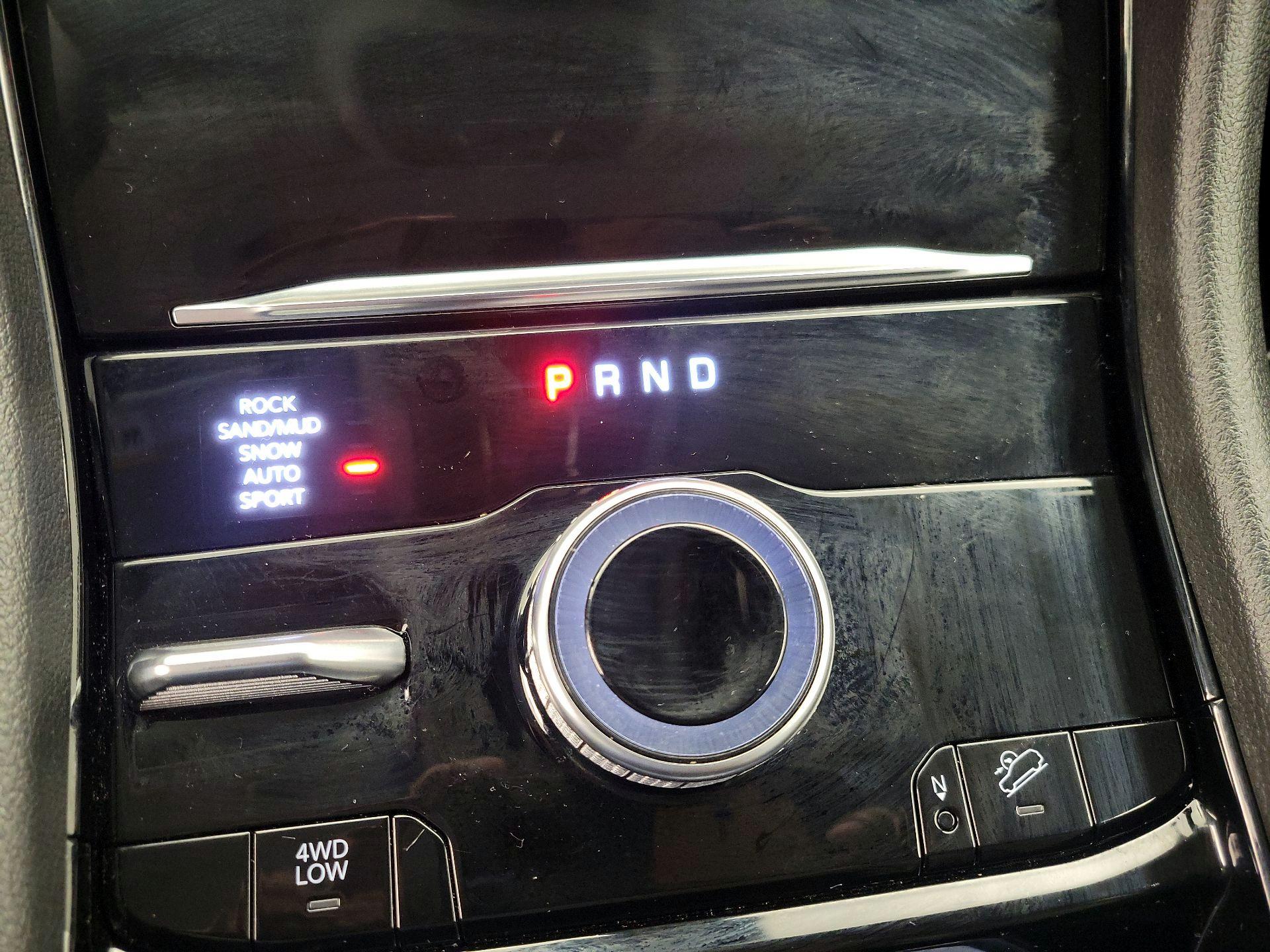 Thumbnail: 2023 Jeep Grand Cherokee - 18