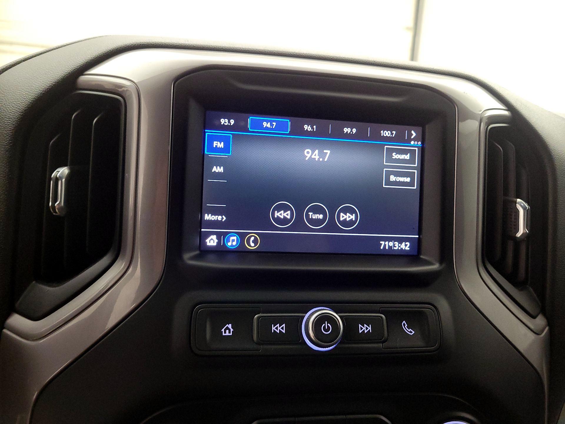 Thumbnail: 2022 Chevrolet Silverado 1500 - 15