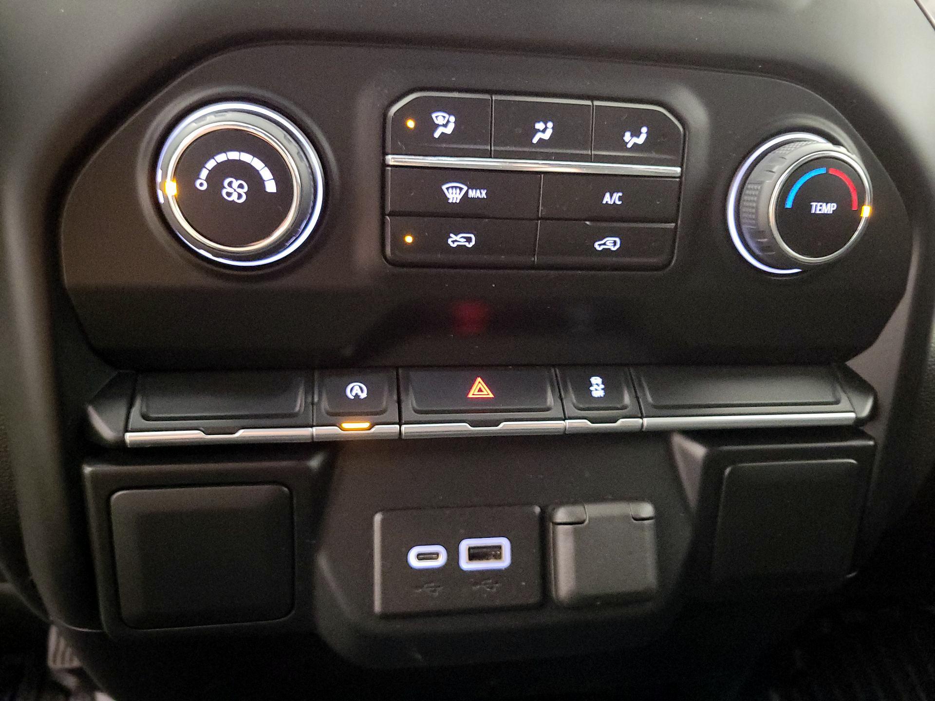 Thumbnail: 2022 Chevrolet Silverado 1500 - 16