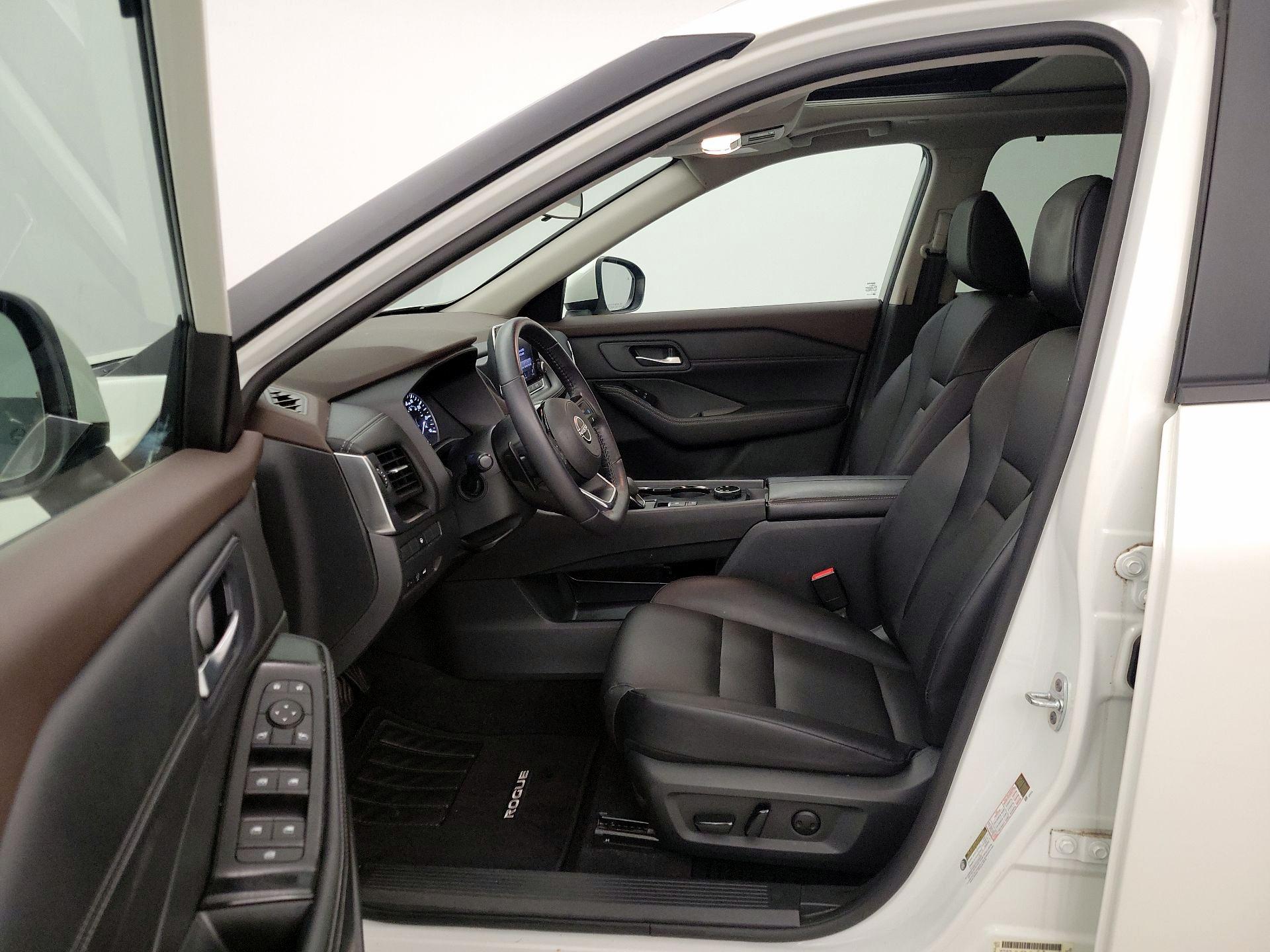 Thumbnail: 2023 Nissan Rogue - 11