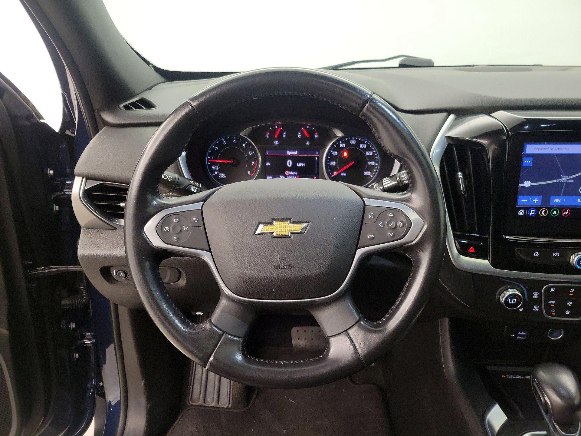 Thumbnail: 2022 Chevrolet Traverse - 10