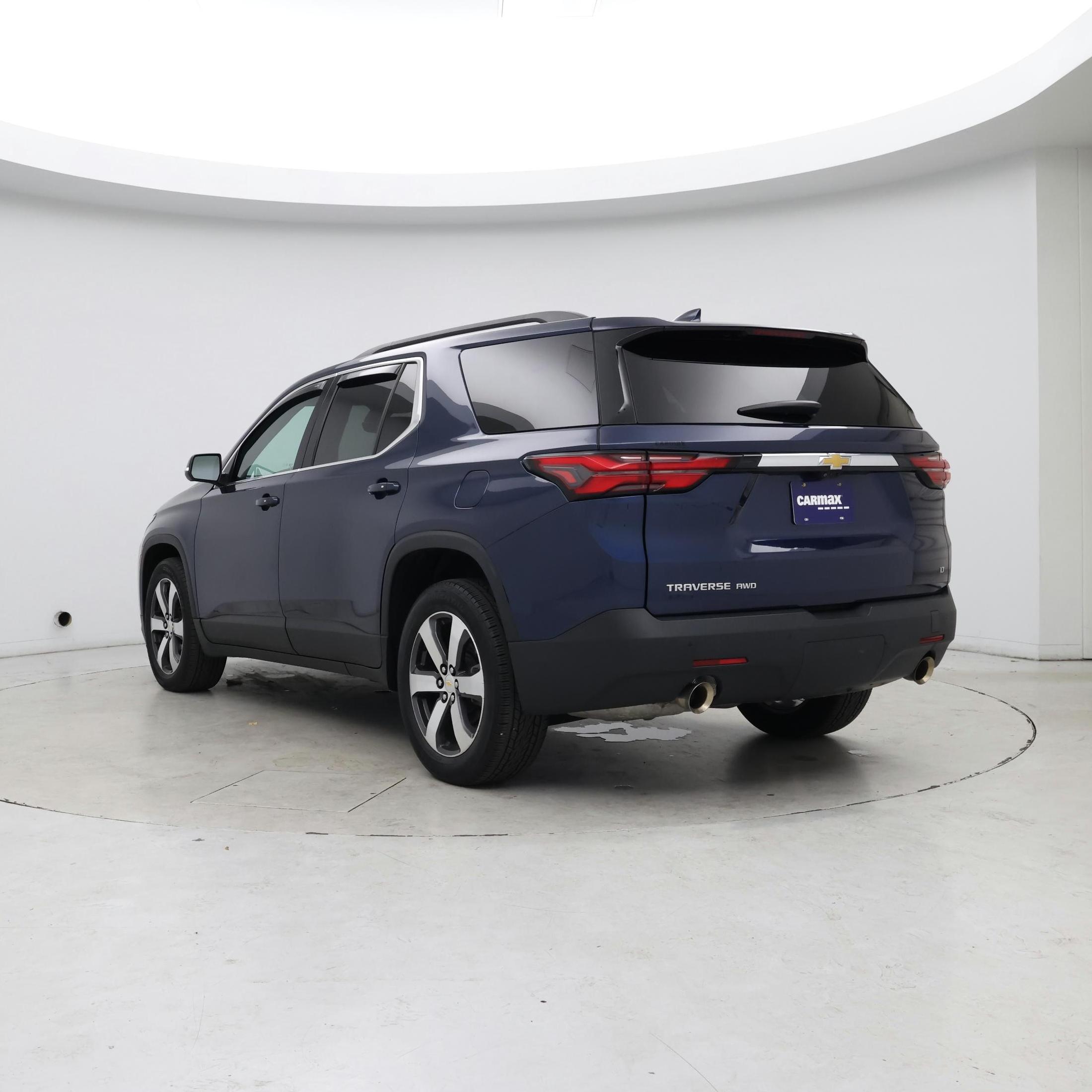 Thumbnail: 2022 Chevrolet Traverse - 2