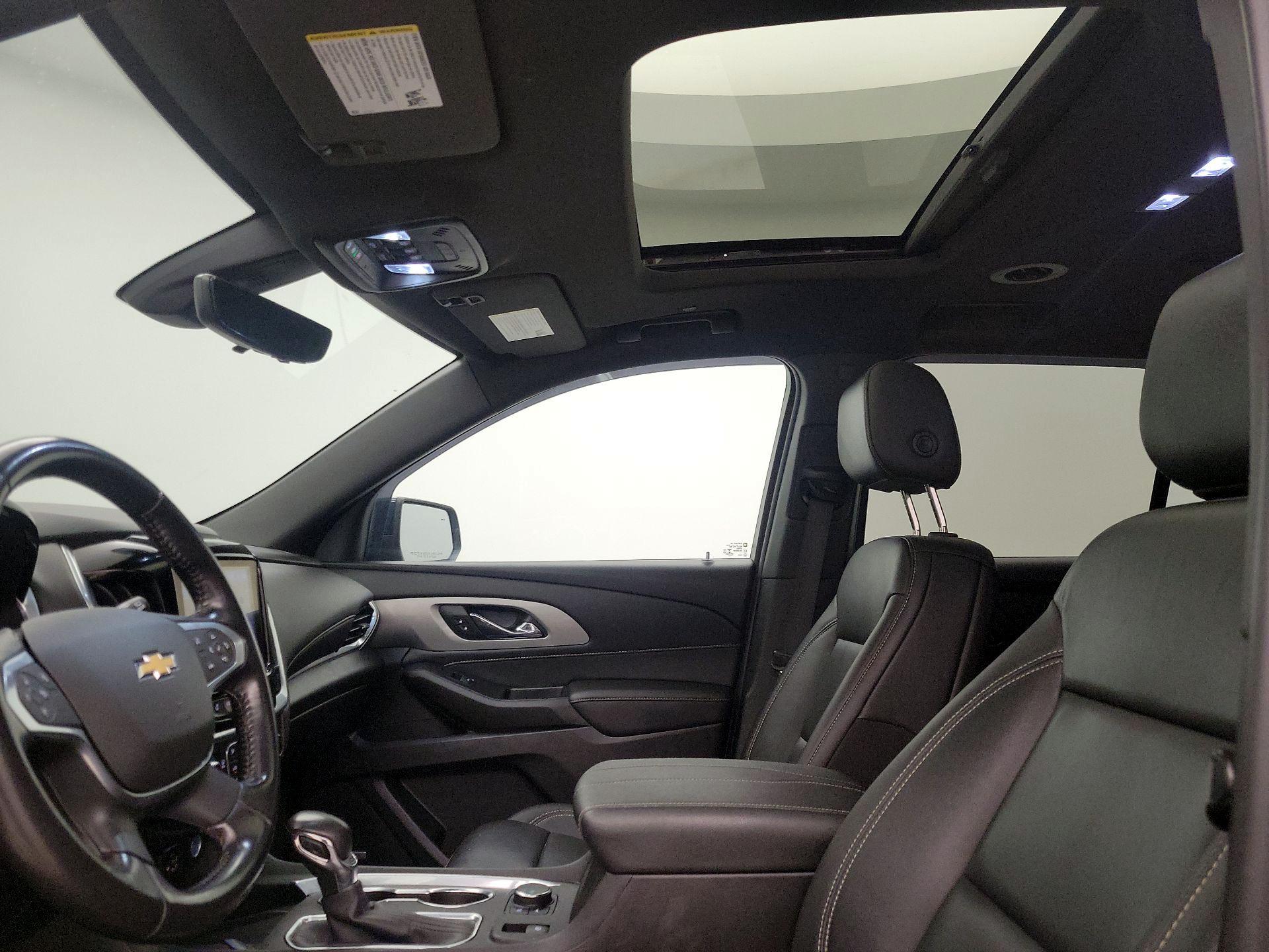 Thumbnail: 2022 Chevrolet Traverse - 20