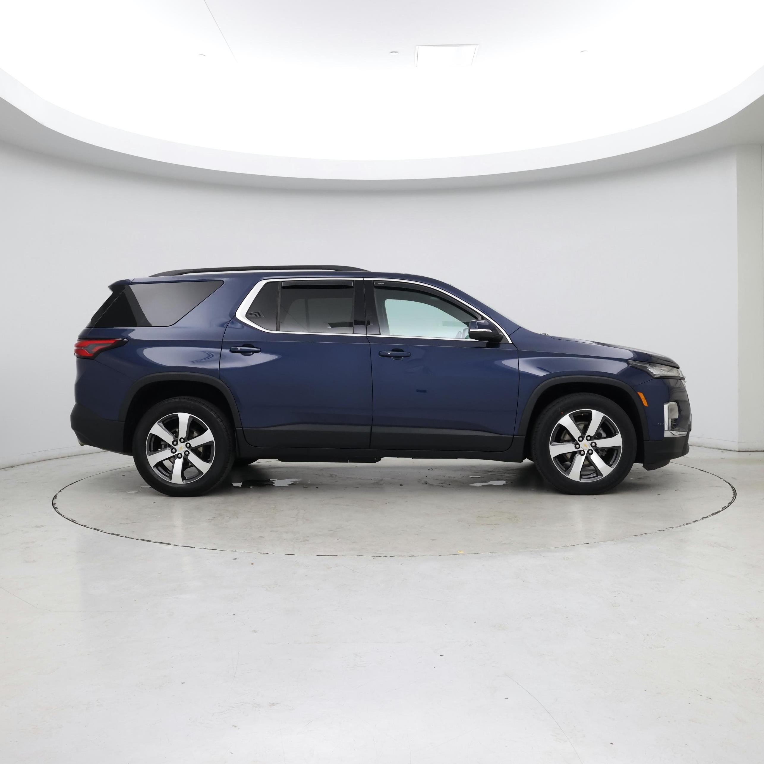 Thumbnail: 2022 Chevrolet Traverse - 7
