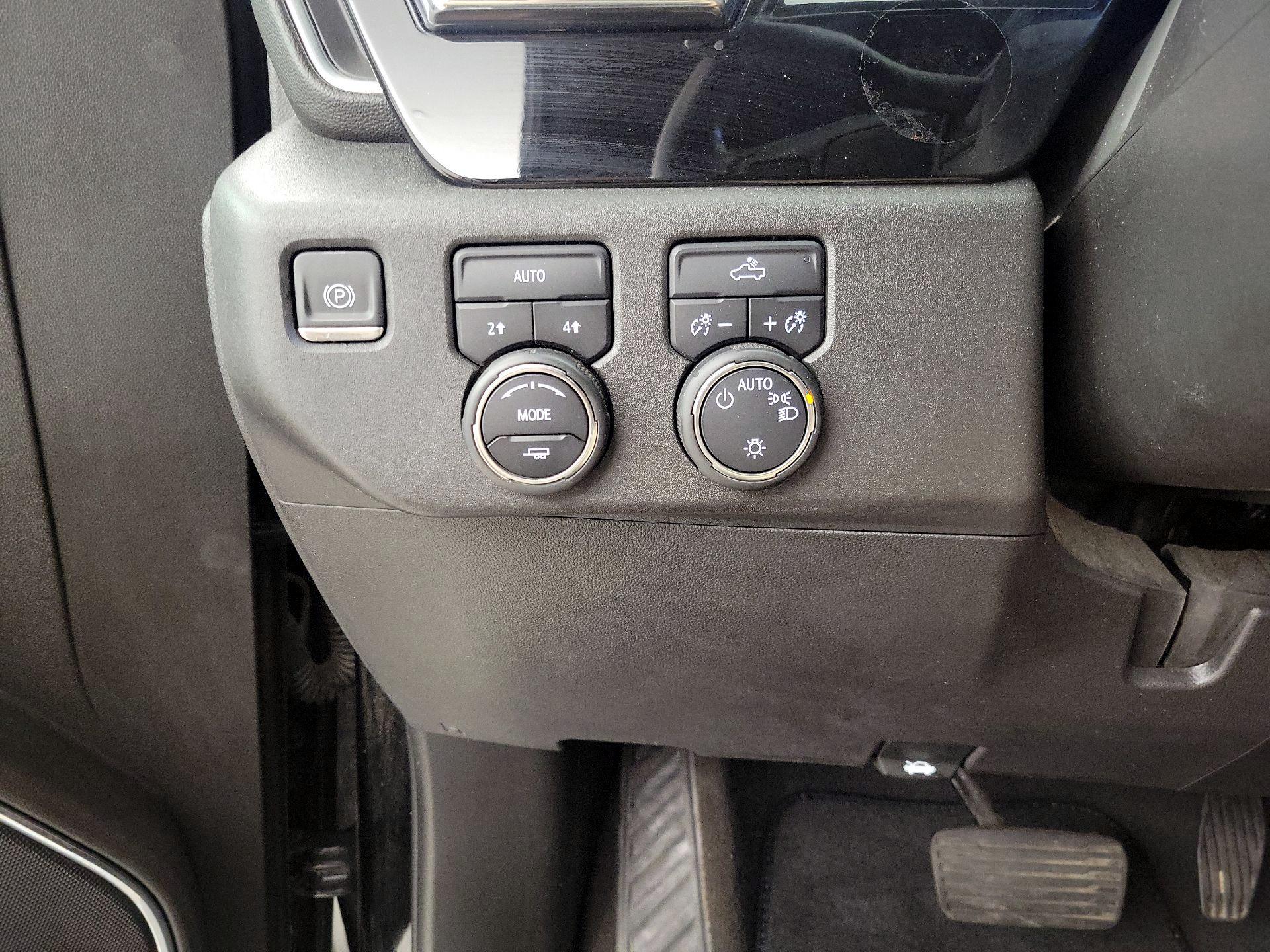 Thumbnail: 2023 Chevrolet Silverado 1500 - 13
