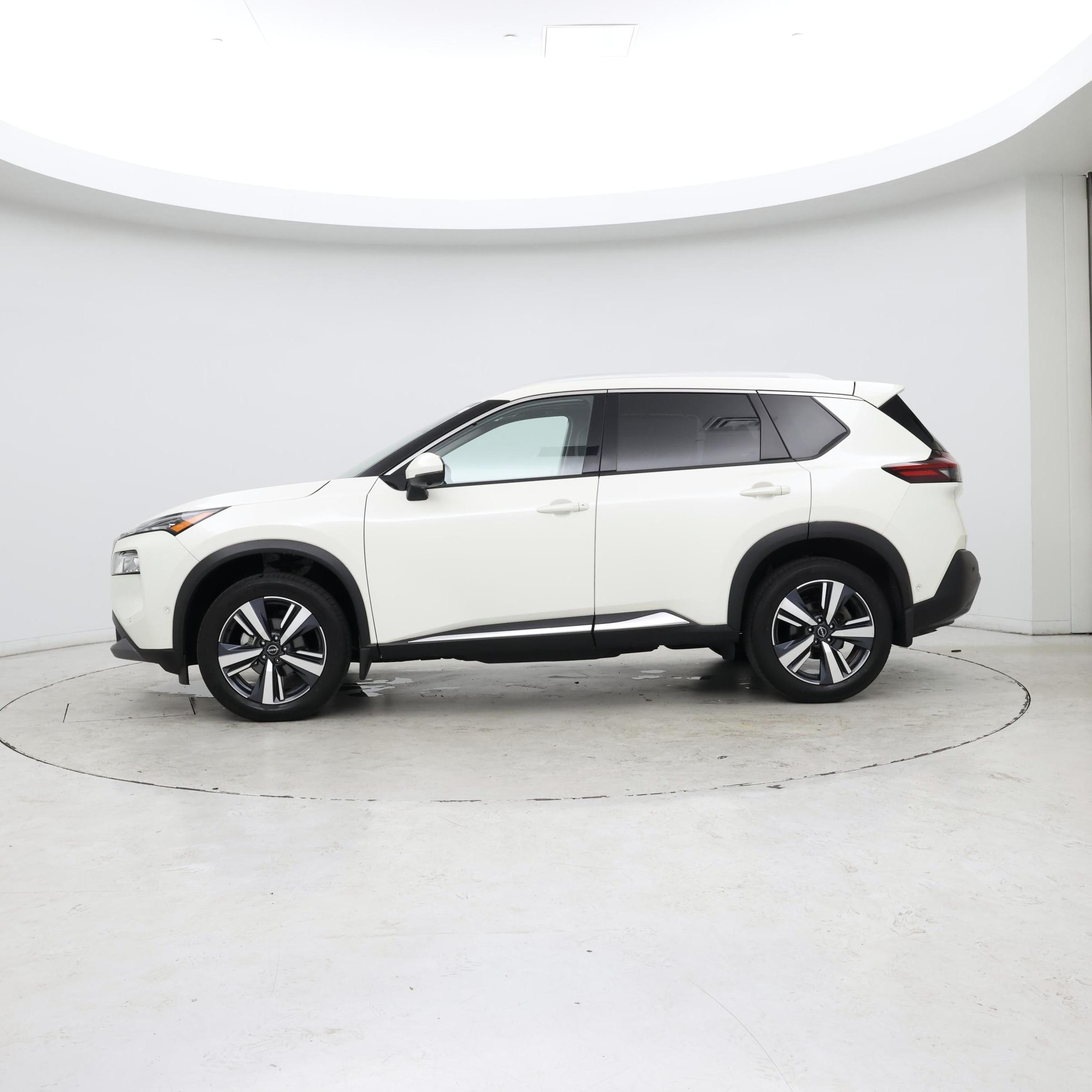 Thumbnail: 2023 Nissan Rogue - 3