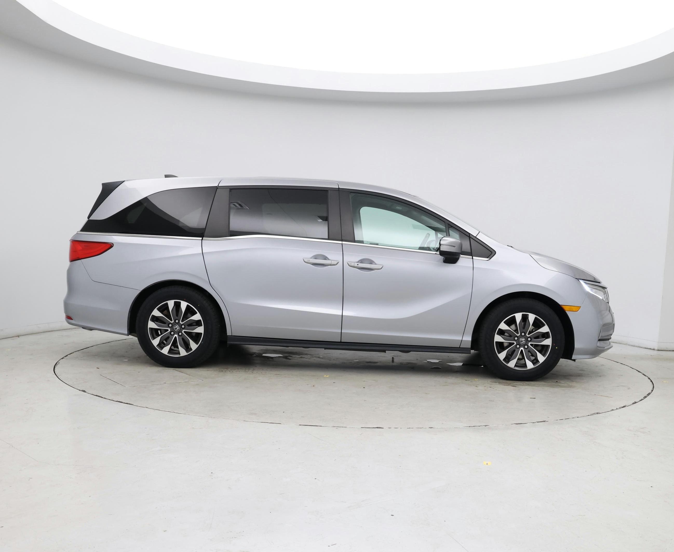 Thumbnail: 2022 Honda Odyssey - 7