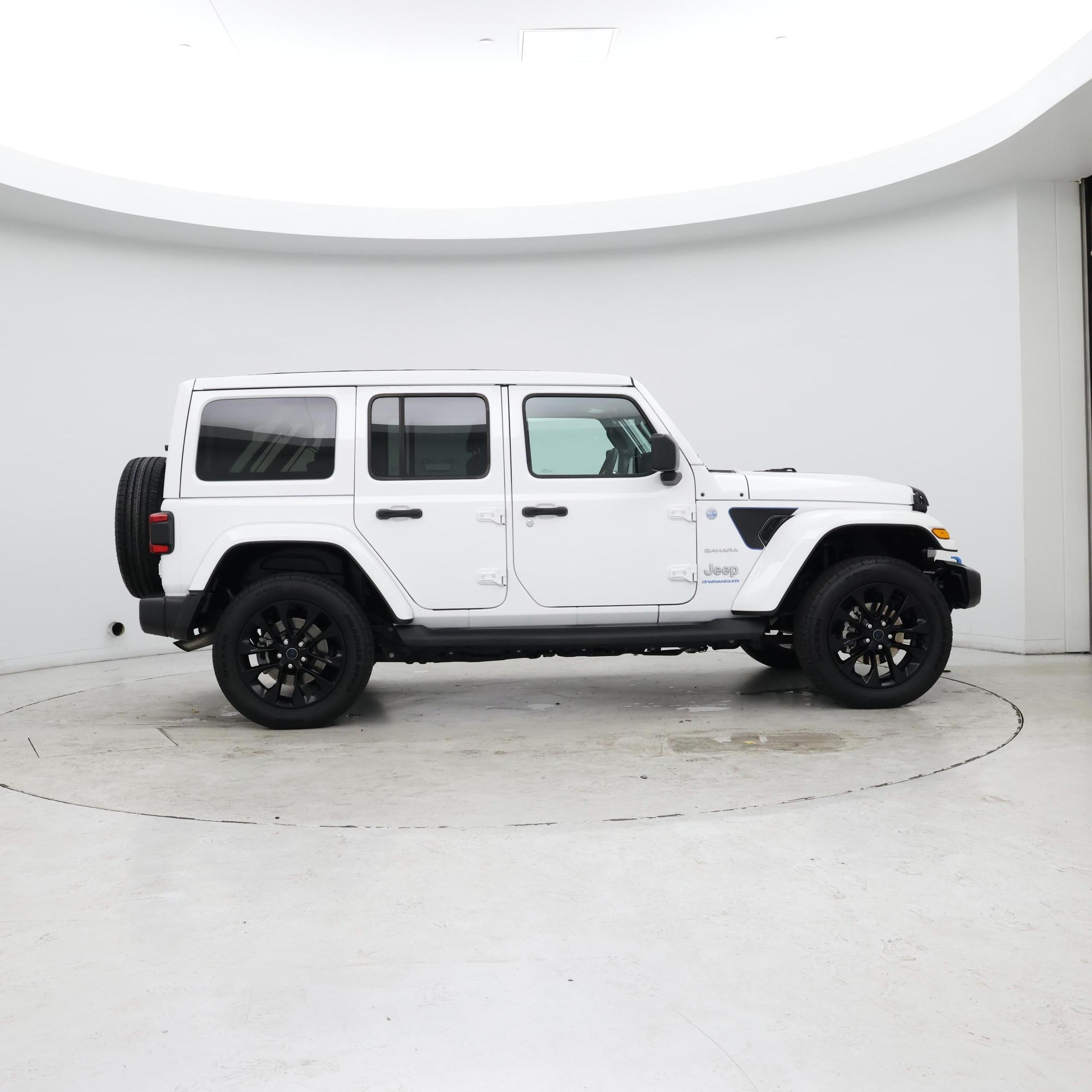 Thumbnail: 2024 Jeep Wrangler - 7