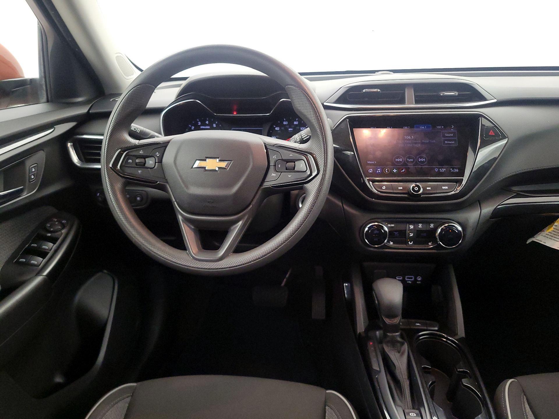 Thumbnail: 2022 Chevrolet TrailBlazer - 10