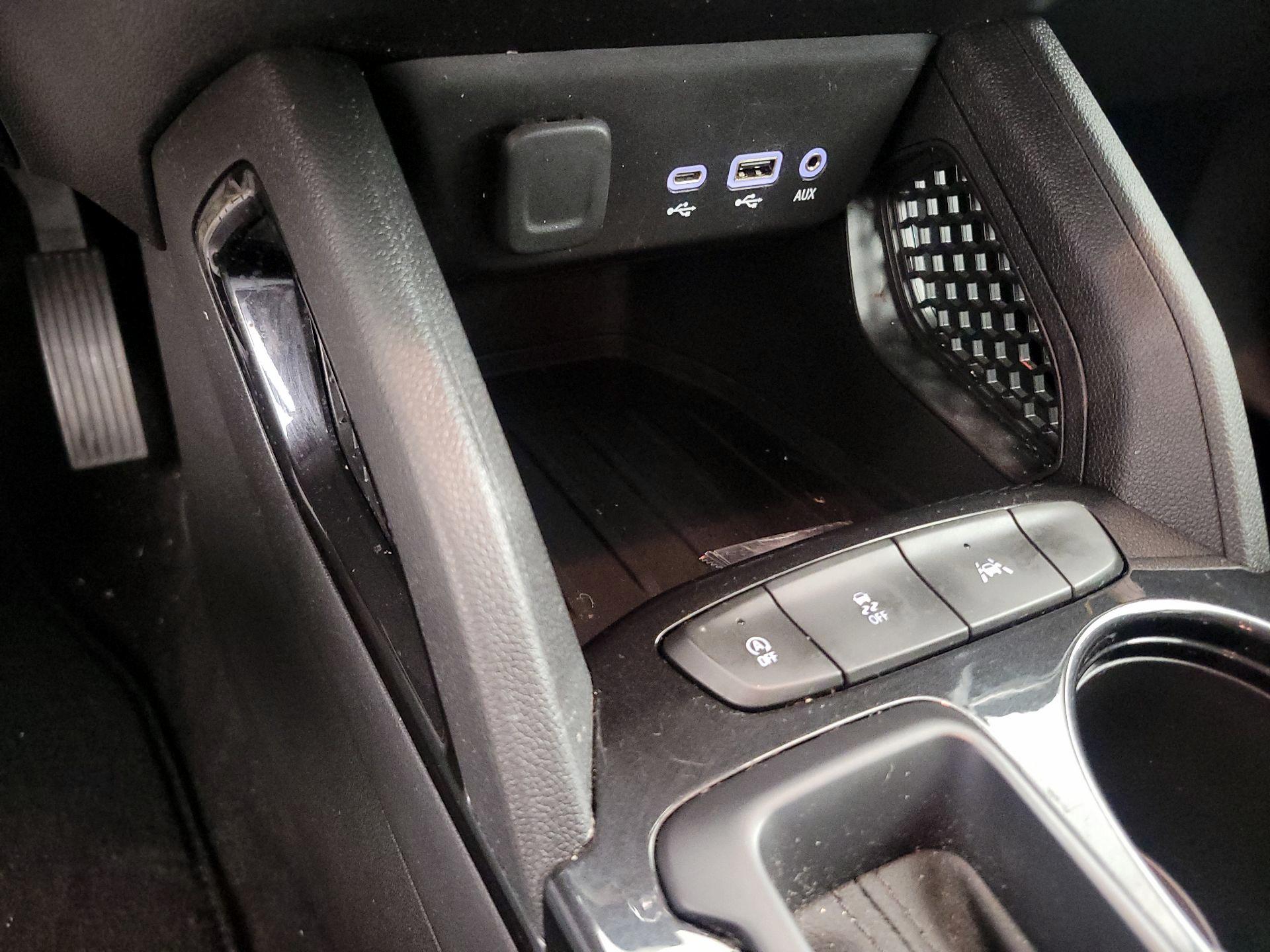 Thumbnail: 2022 Chevrolet TrailBlazer - 18