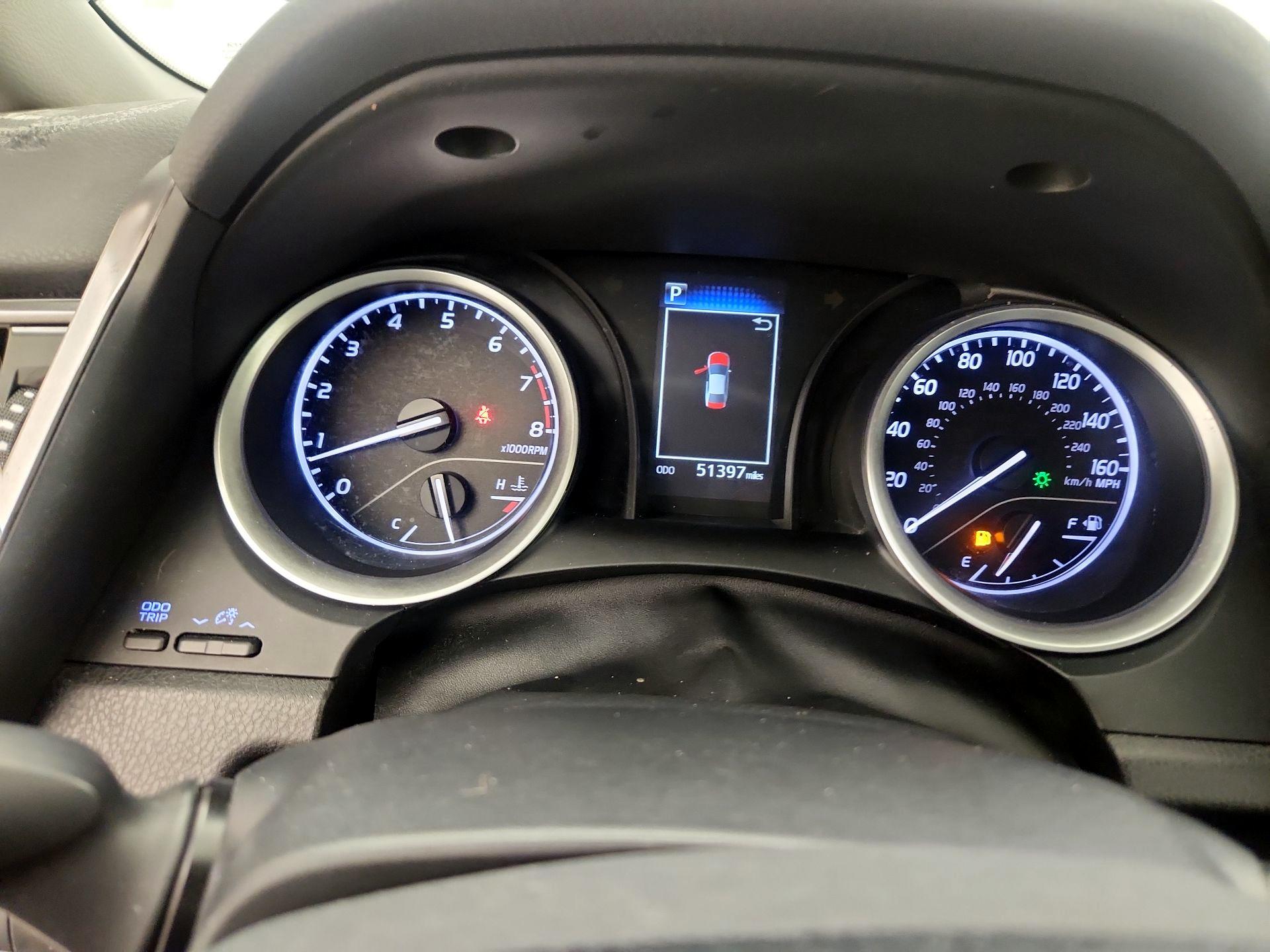Thumbnail: 2021 Toyota Camry - 10