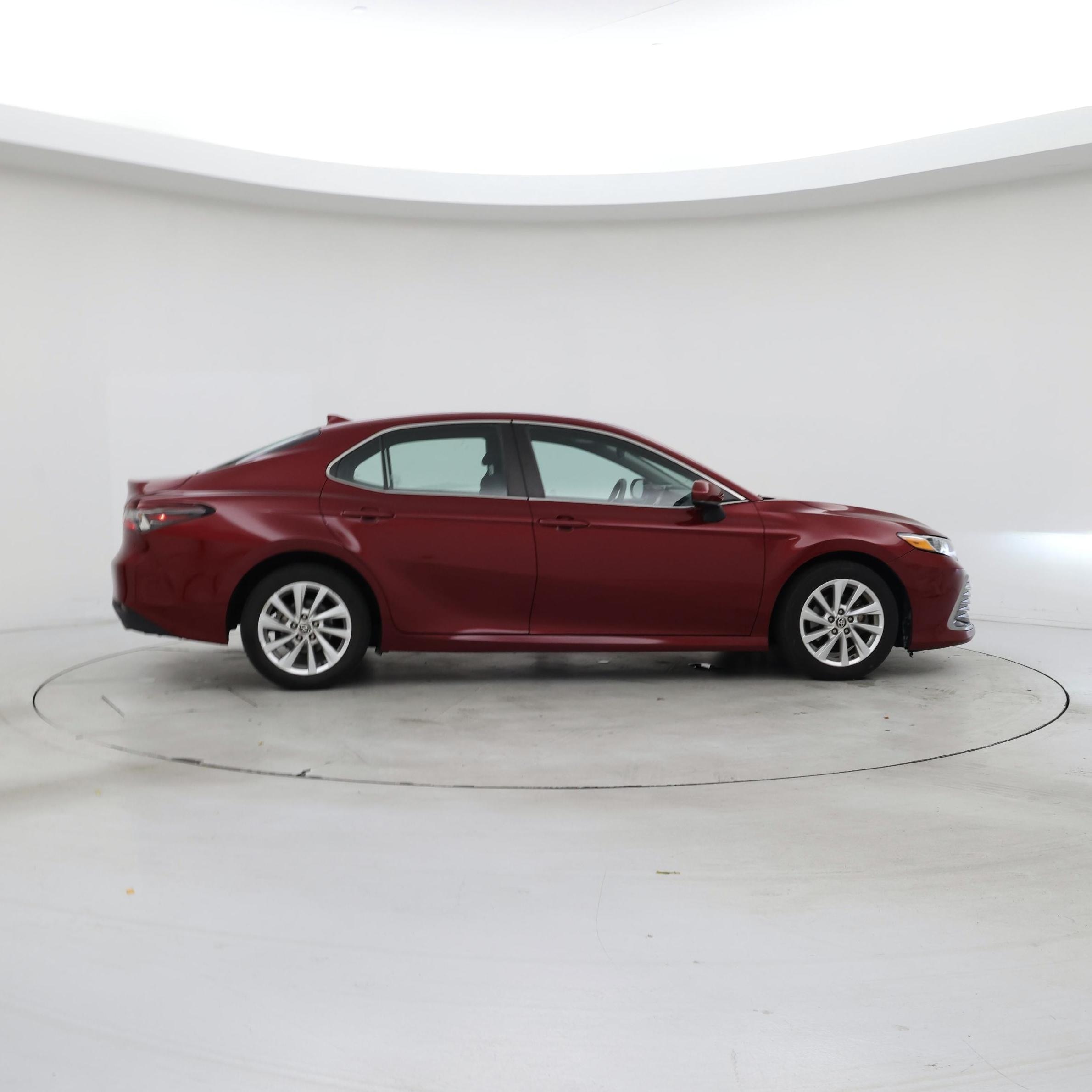 Thumbnail: 2021 Toyota Camry - 7