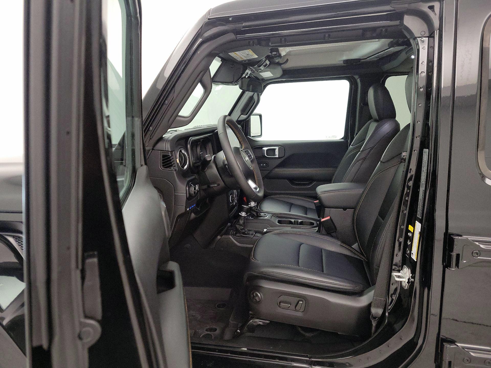 Thumbnail: 2024 Jeep Wrangler - 11