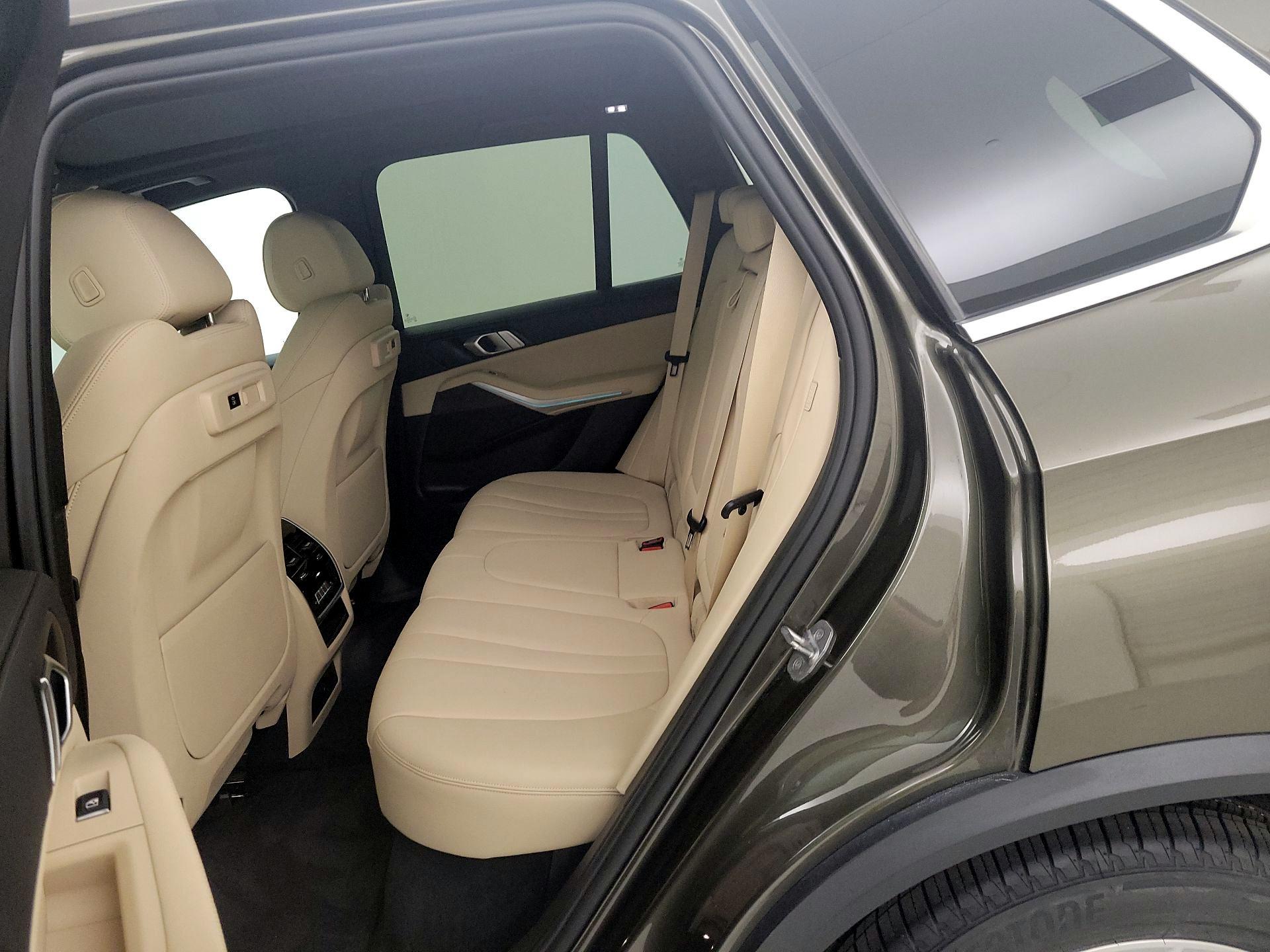 Thumbnail: 2020 BMW X5 - 20