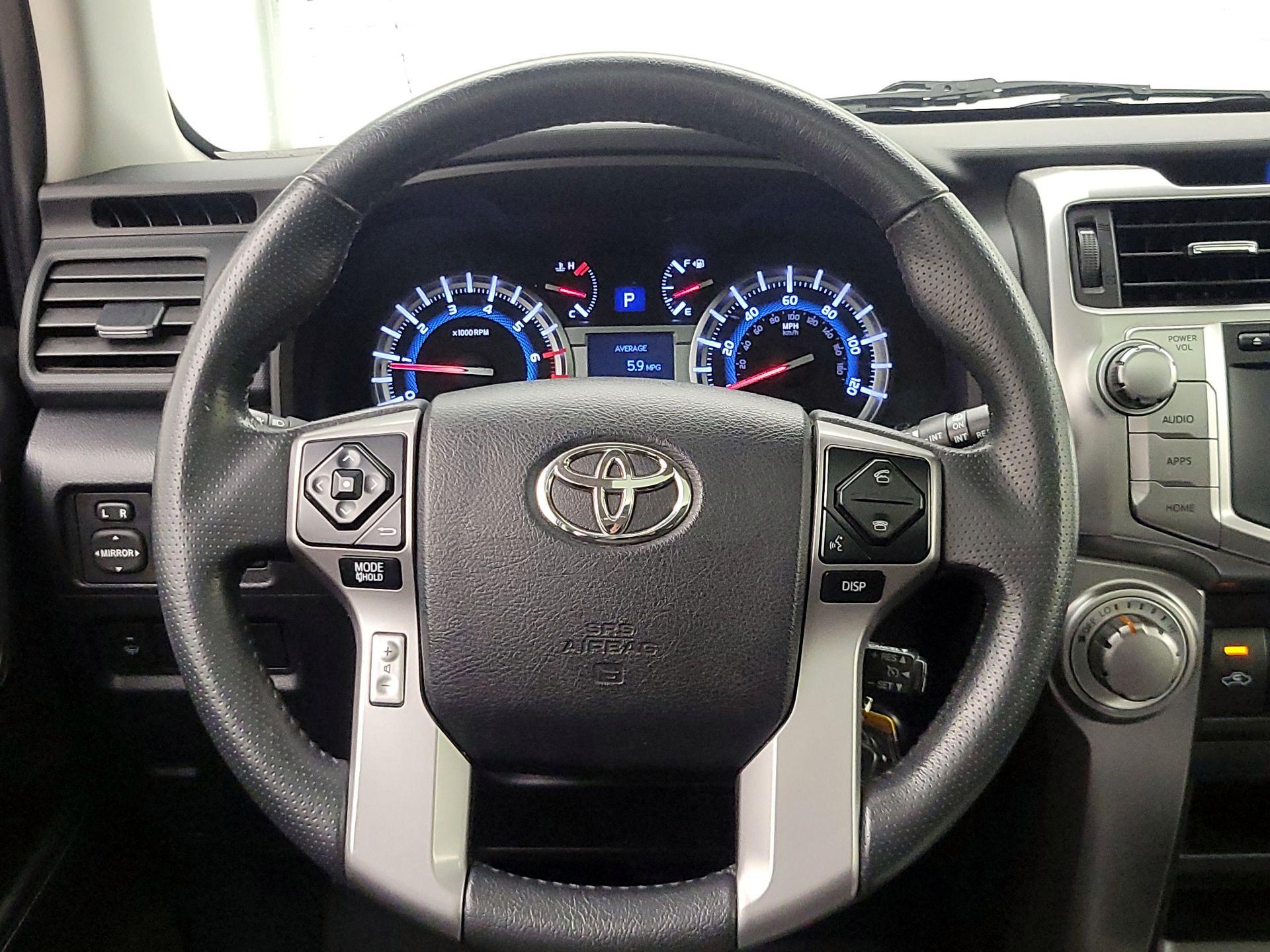 Thumbnail: 2018 Toyota 4Runner - 10