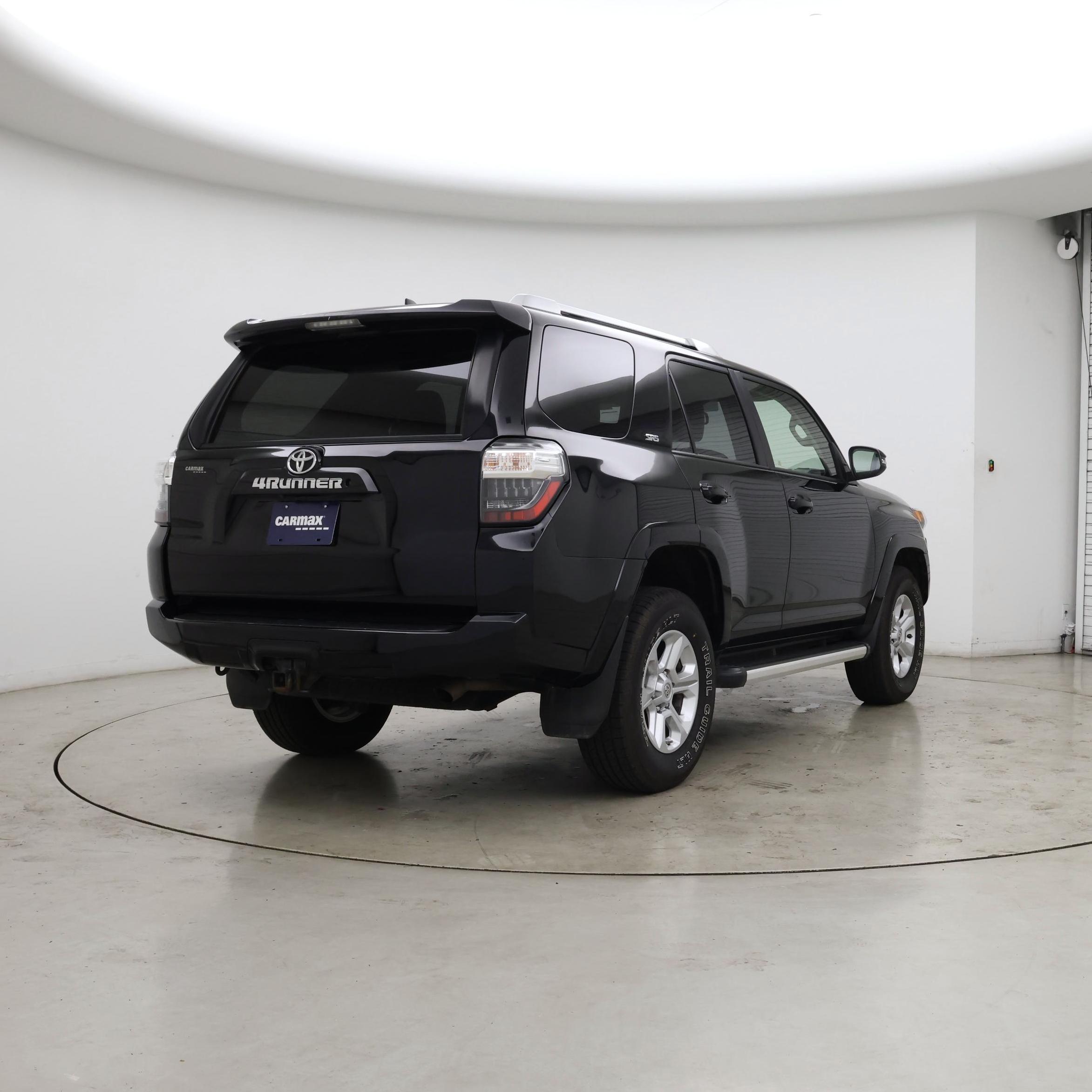Thumbnail: 2018 Toyota 4Runner - 8