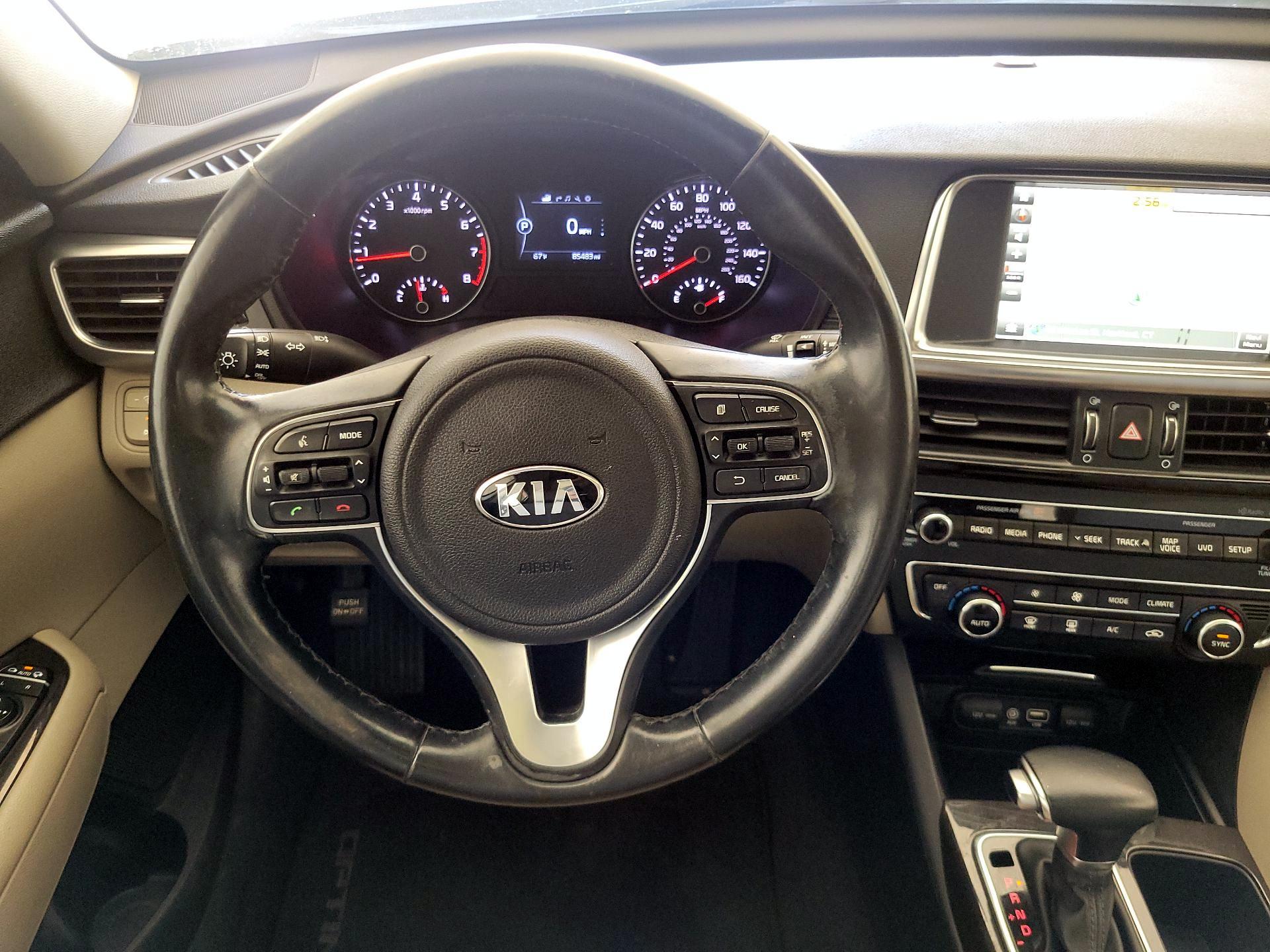 Thumbnail: 2016 Kia Optima - 10