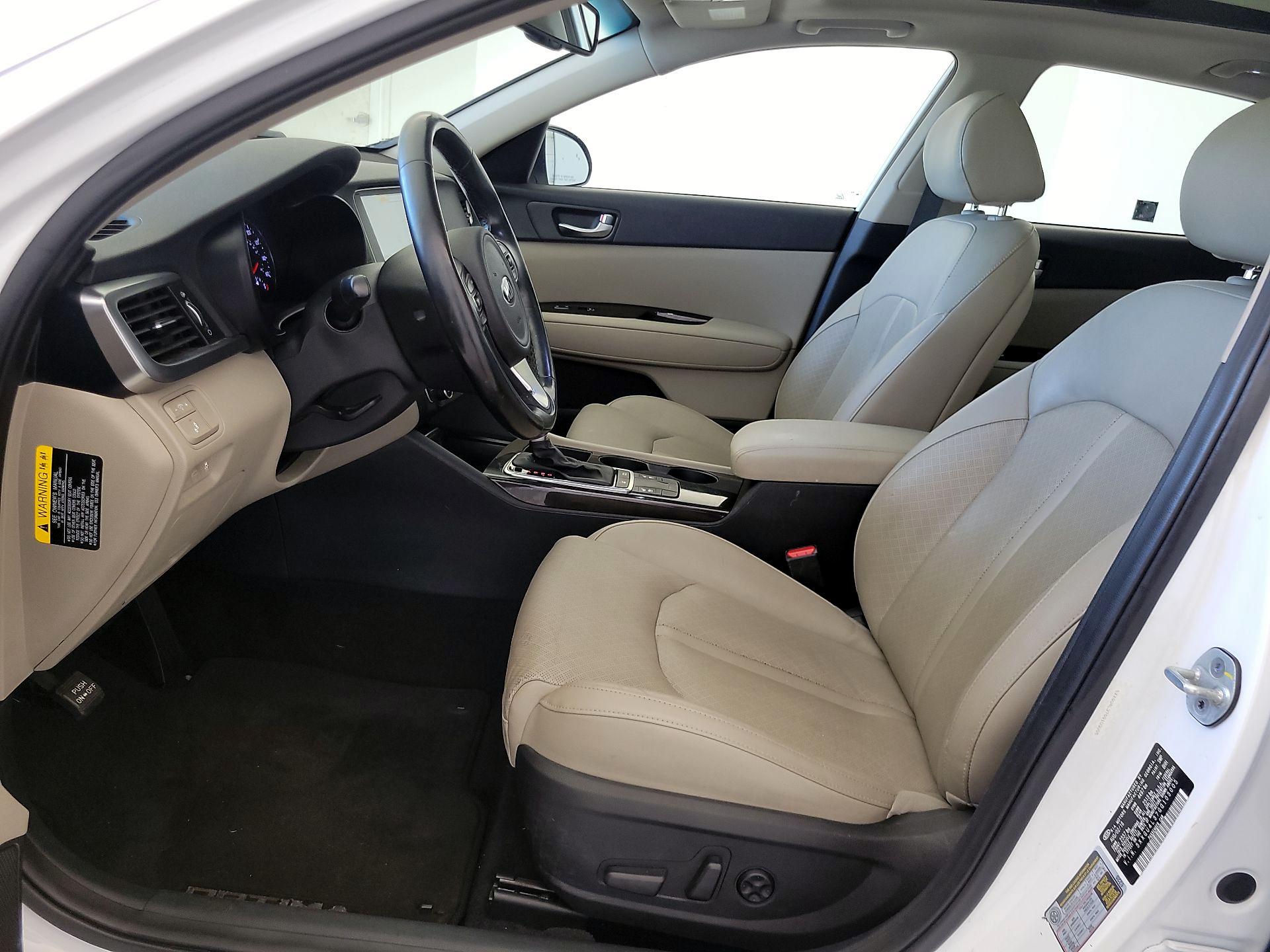 Thumbnail: 2016 Kia Optima - 11