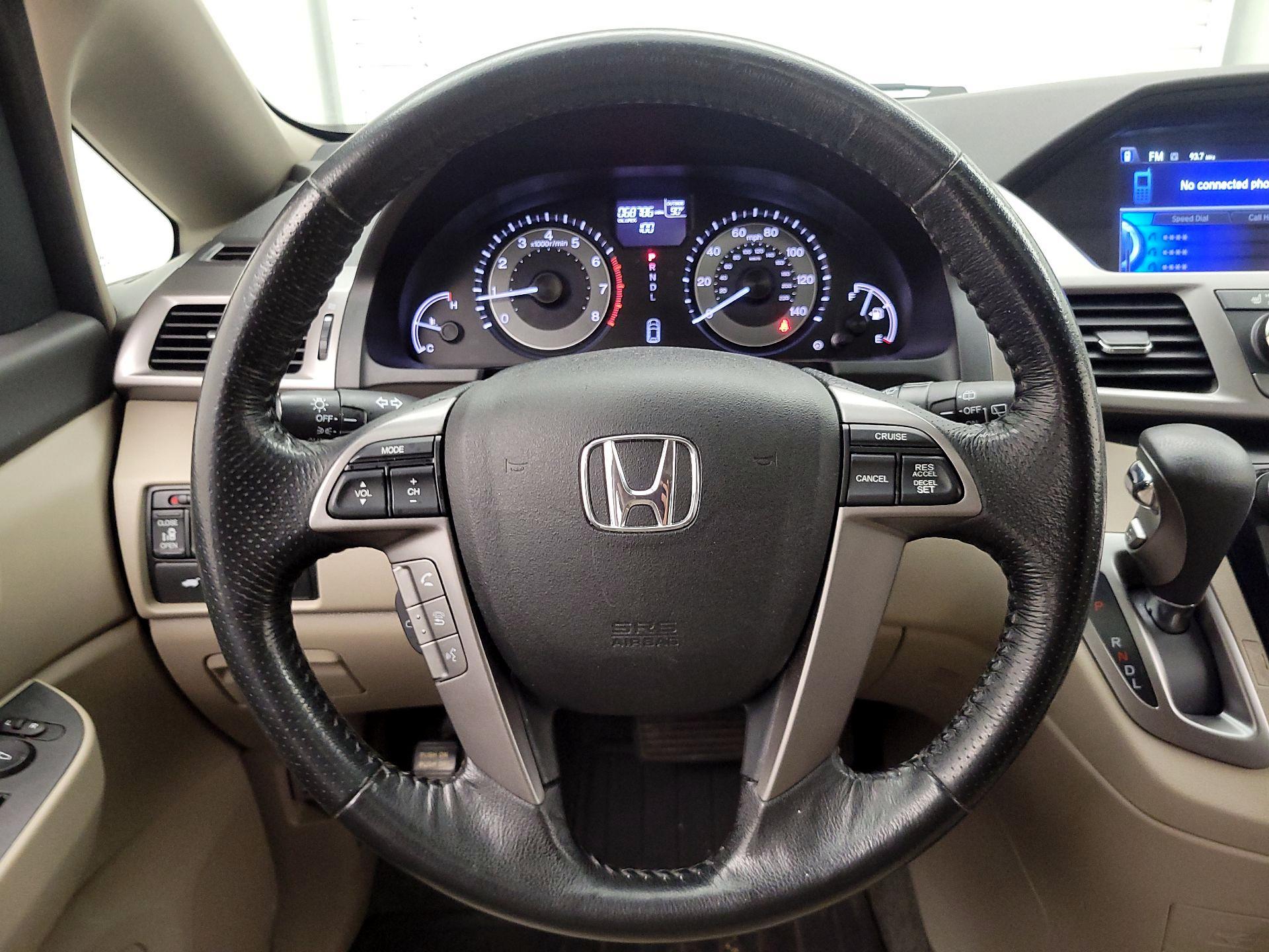 Thumbnail: 2016 Honda Odyssey - 10