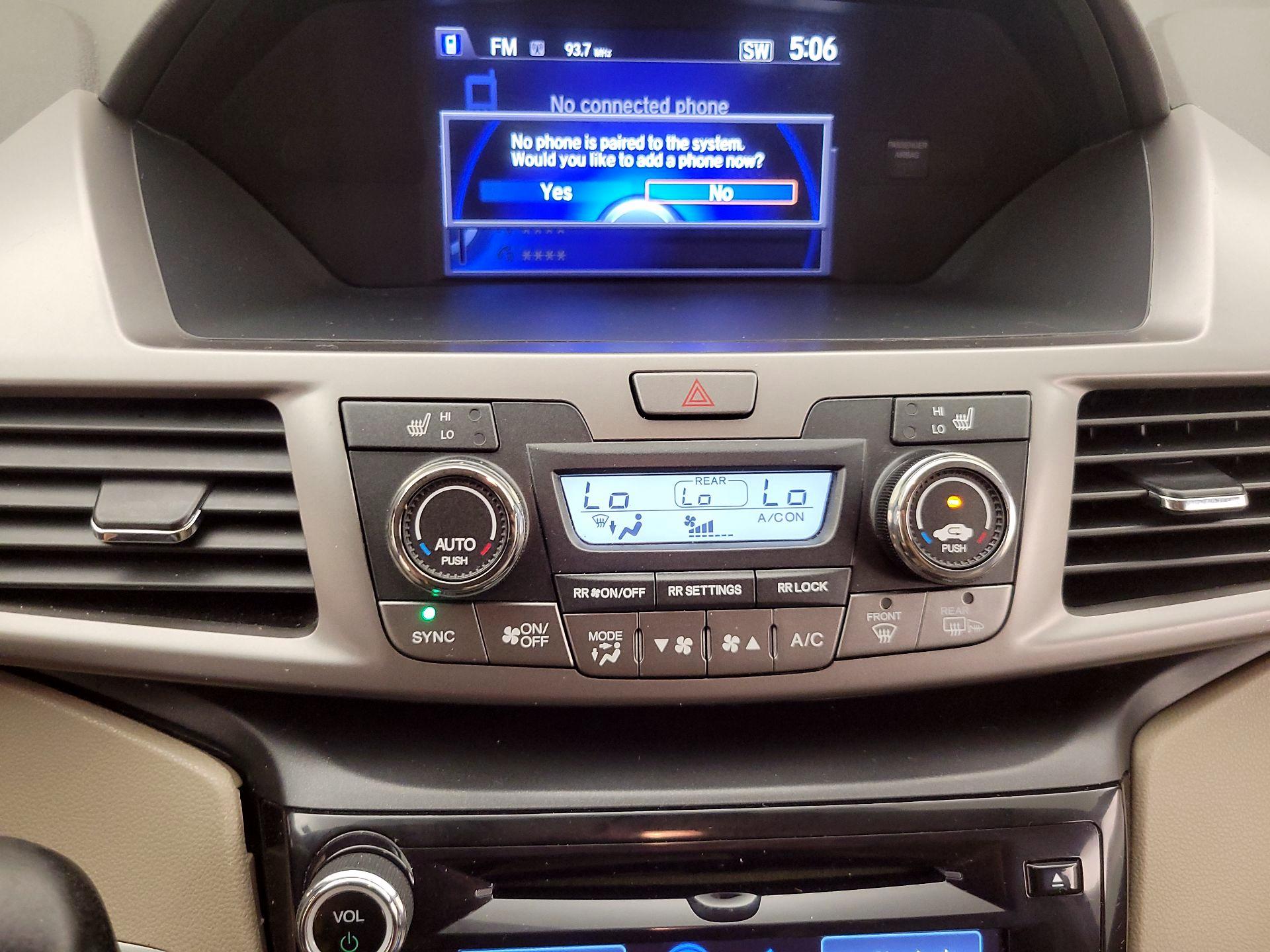 Thumbnail: 2016 Honda Odyssey - 16