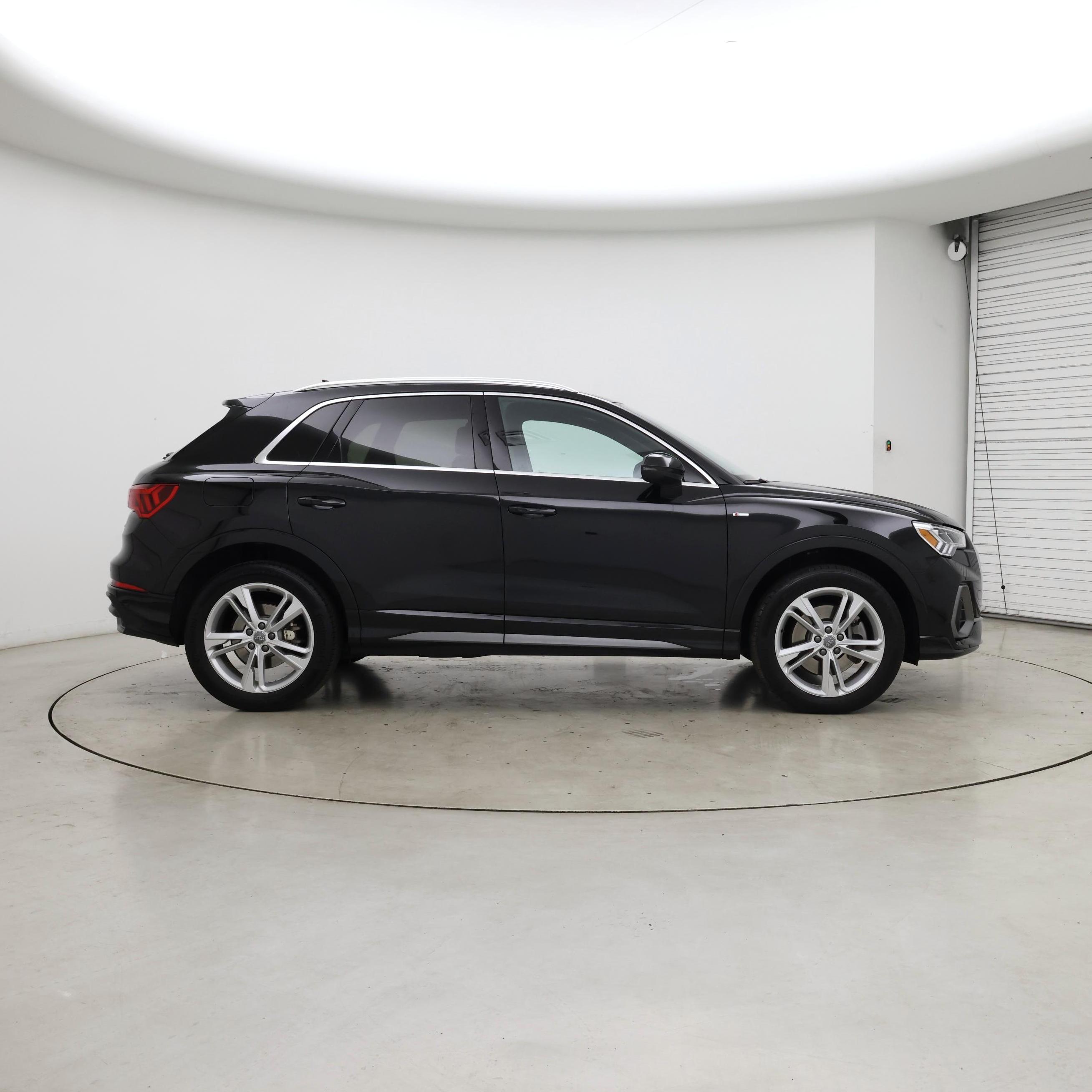 Thumbnail: 2020 Audi Q3 - 7