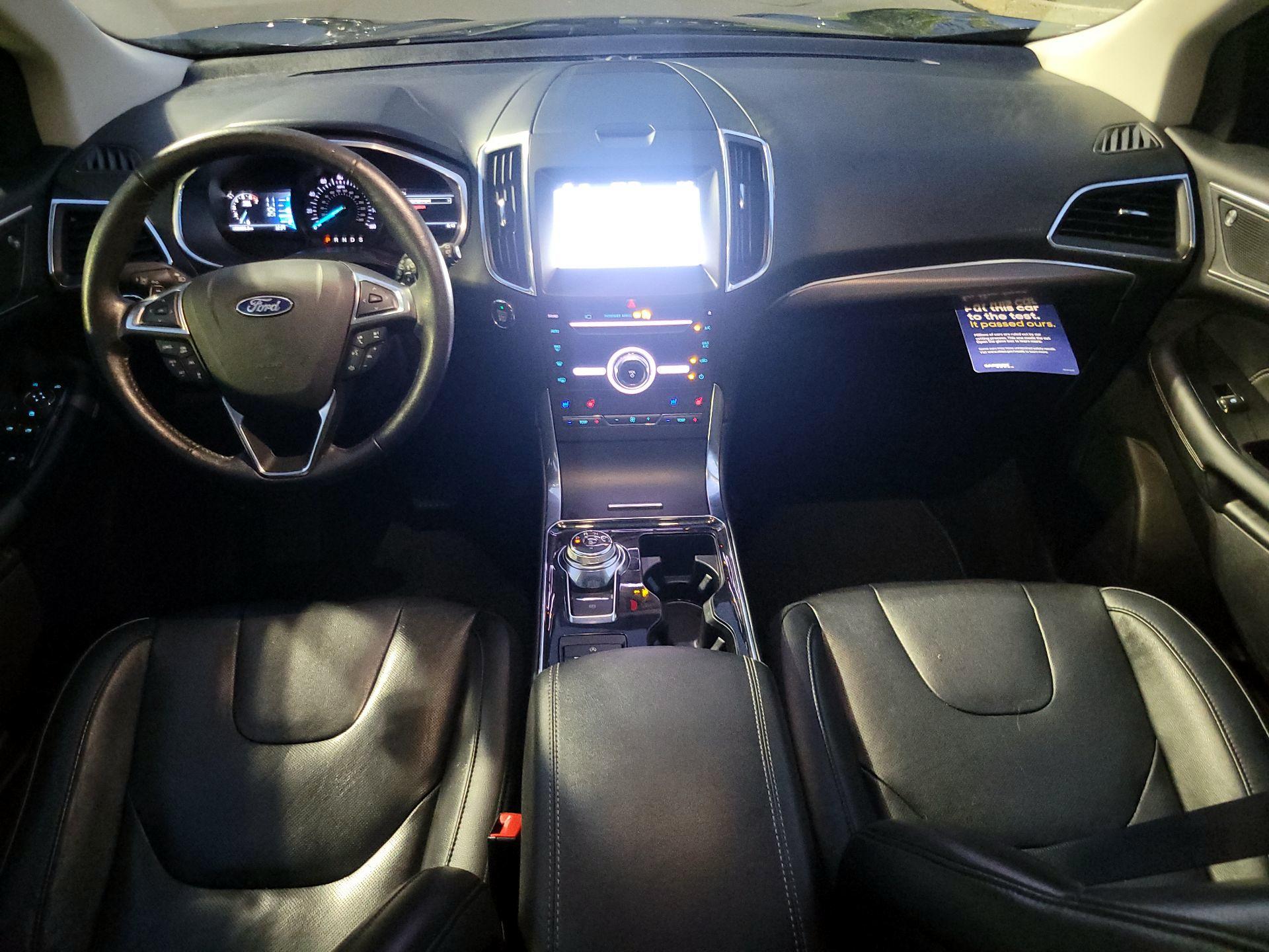 Thumbnail: 2019 Ford Edge - 8