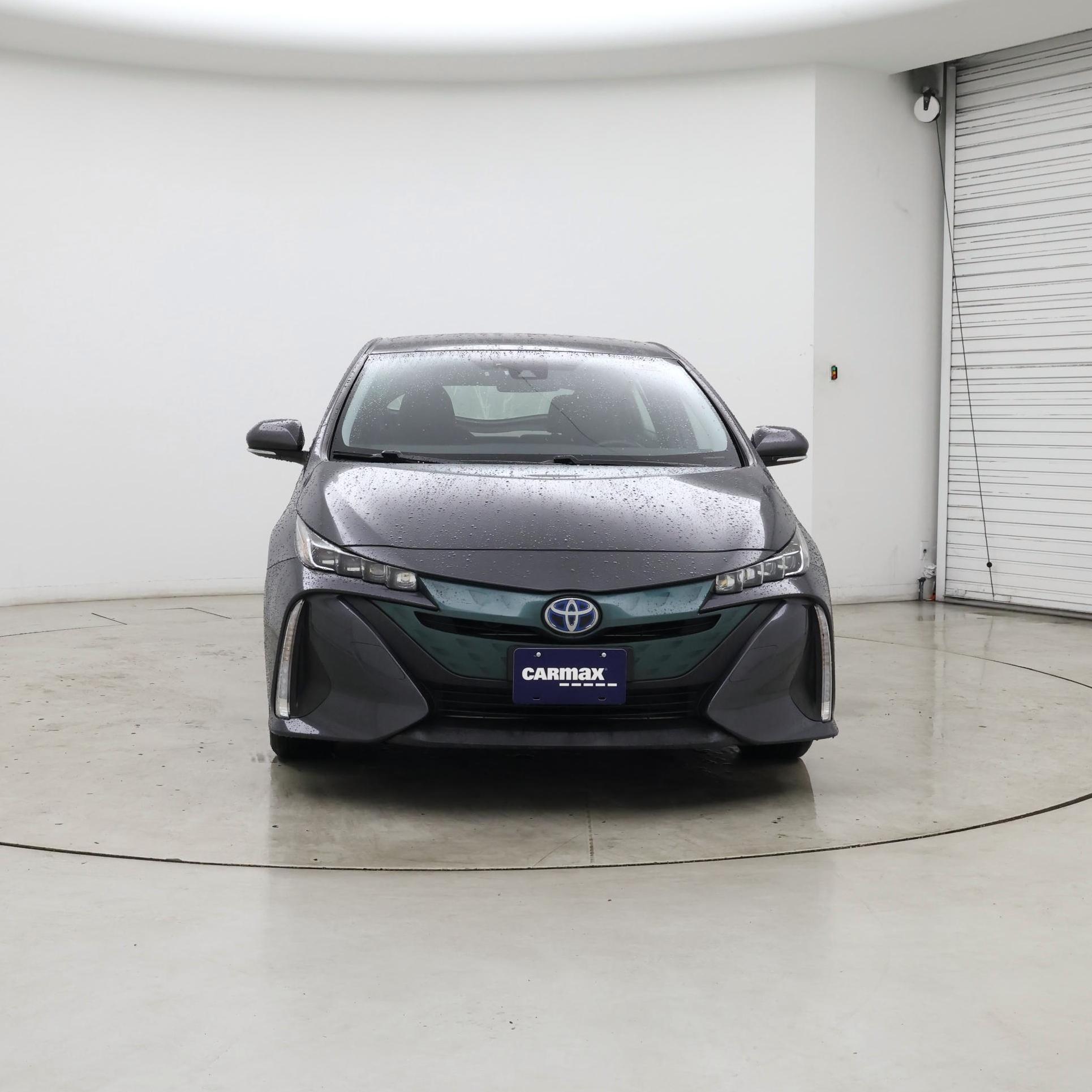 Thumbnail: 2017 Toyota Prius Prime - 5