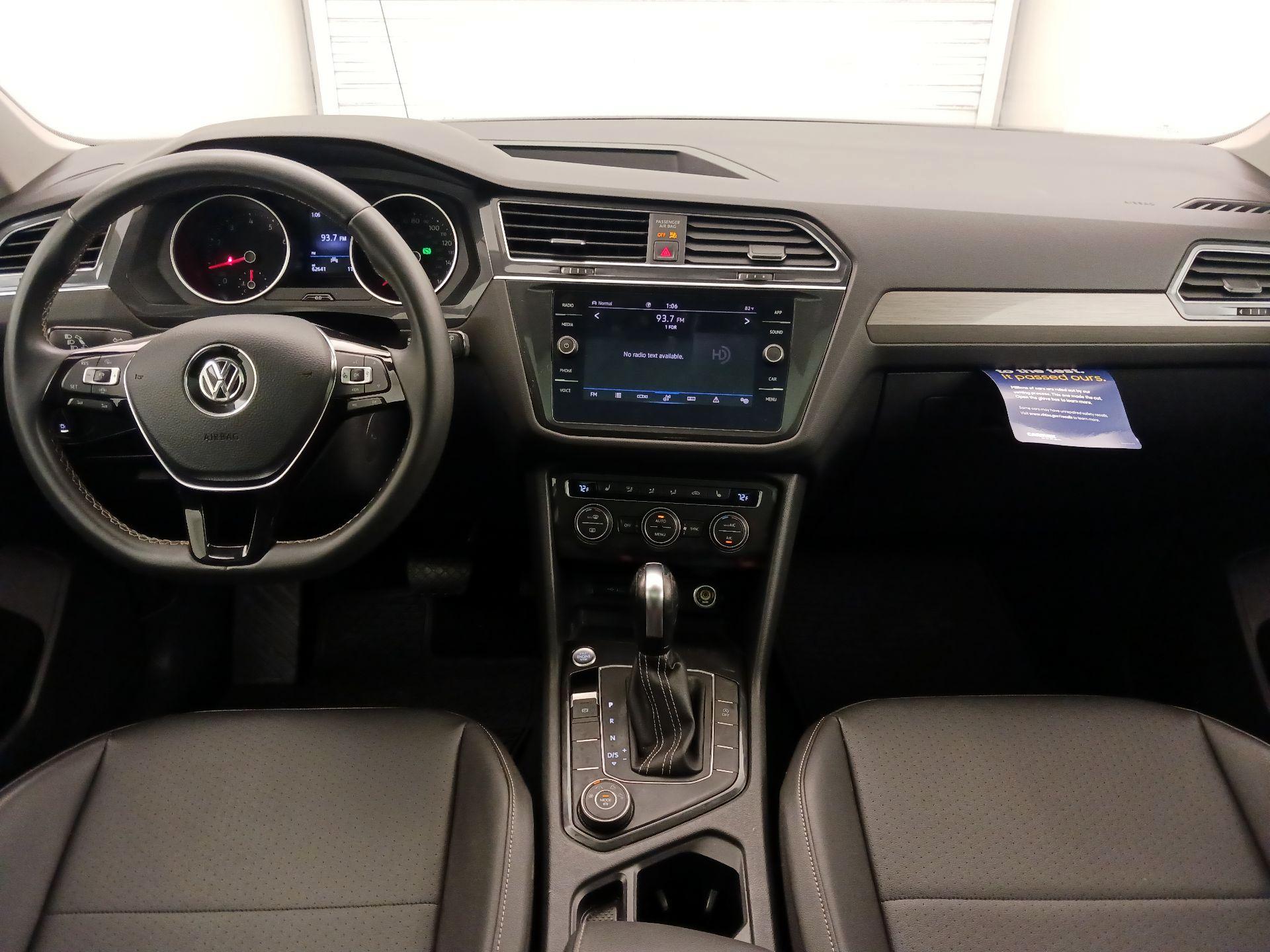 Thumbnail: 2021 Volkswagen Tiguan - 9
