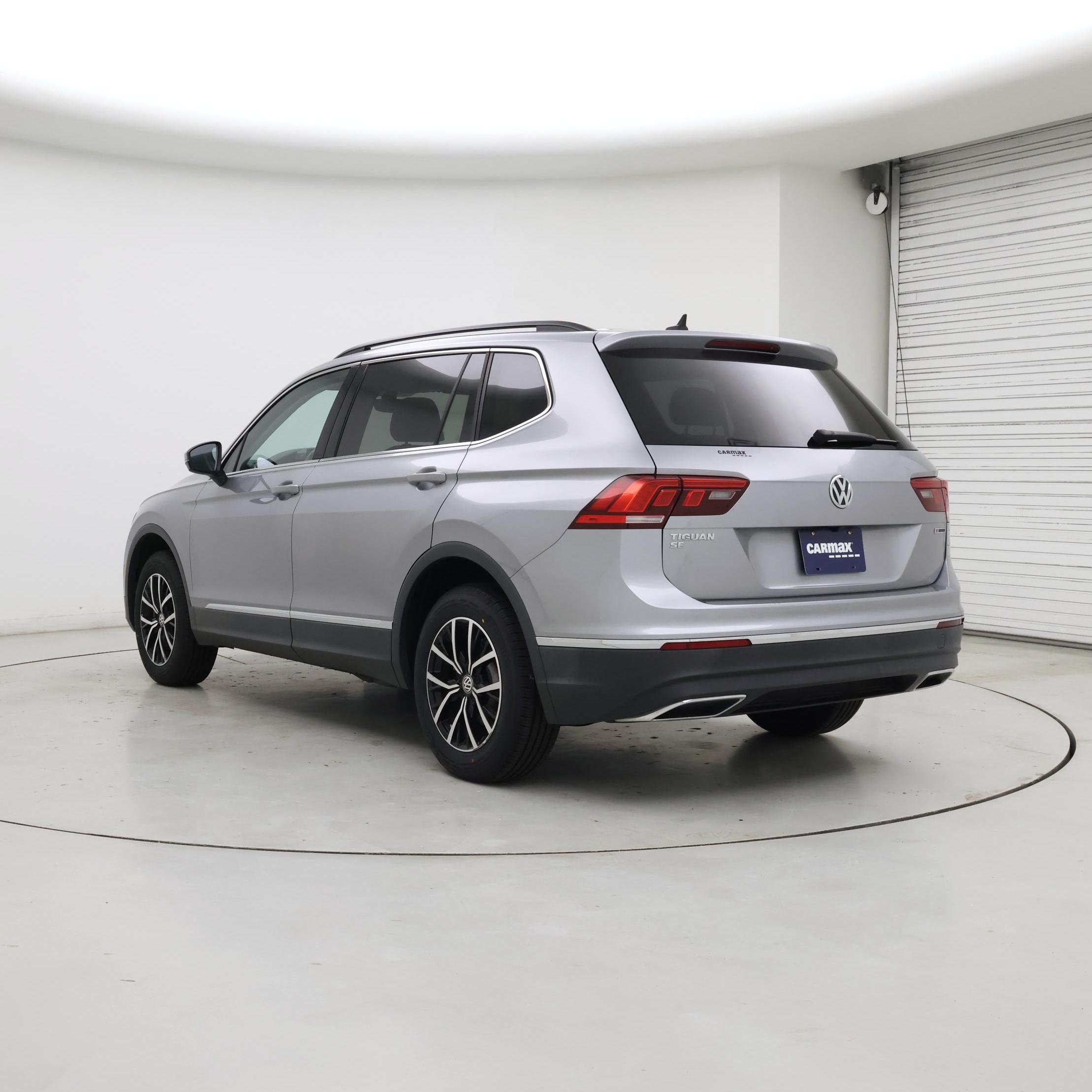 Thumbnail: 2021 Volkswagen Tiguan - 2