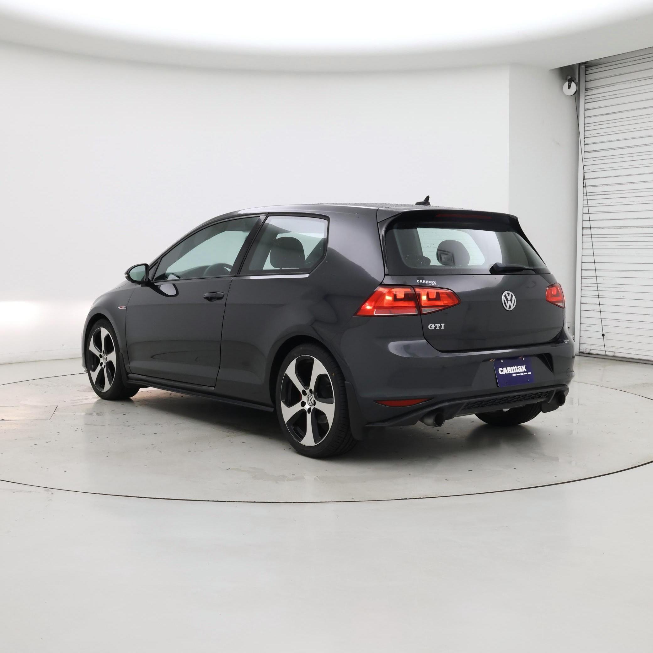 Thumbnail: 2016 Volkswagen Golf - 2