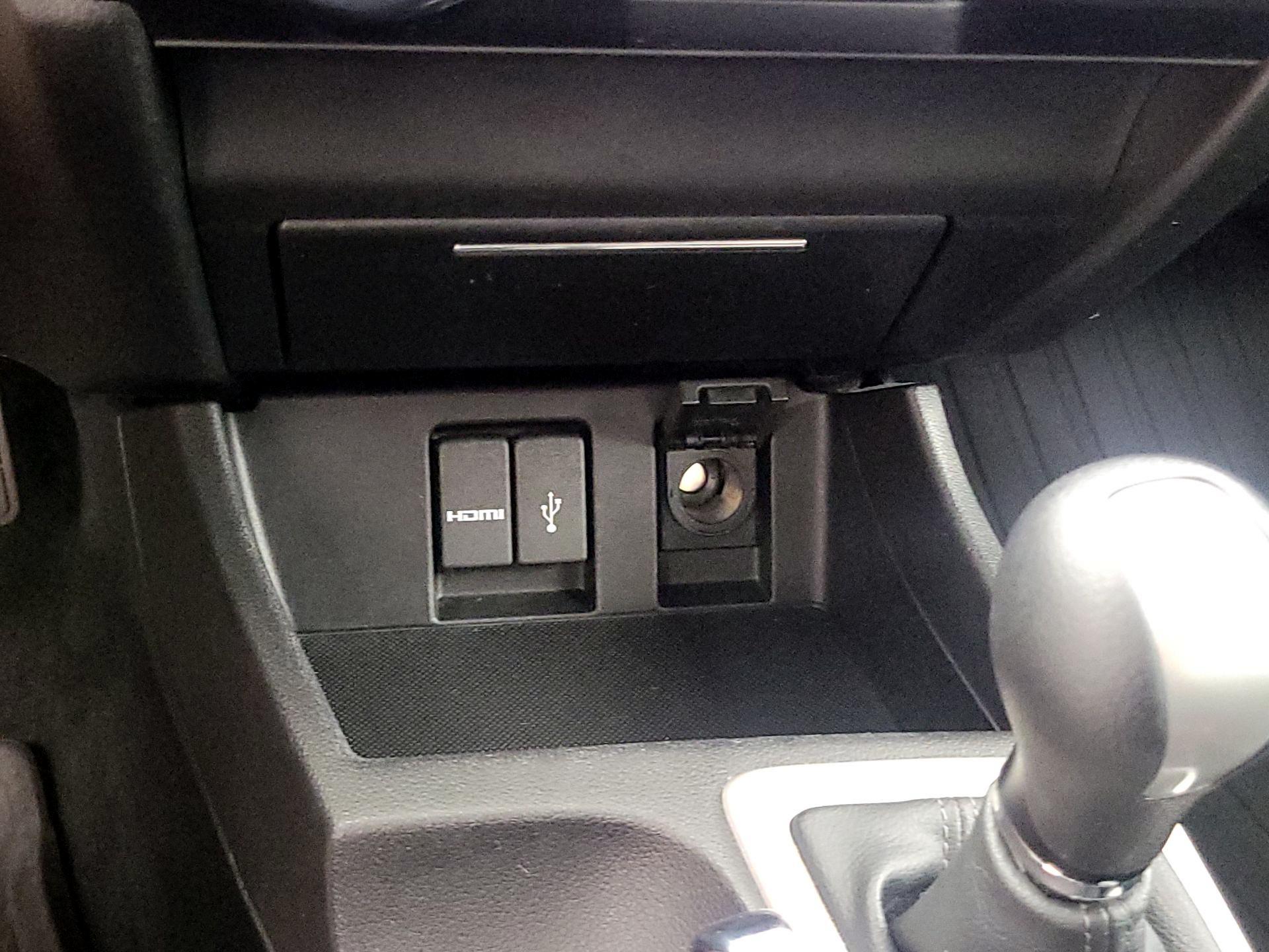 Thumbnail: 2015 Honda Civic - 18
