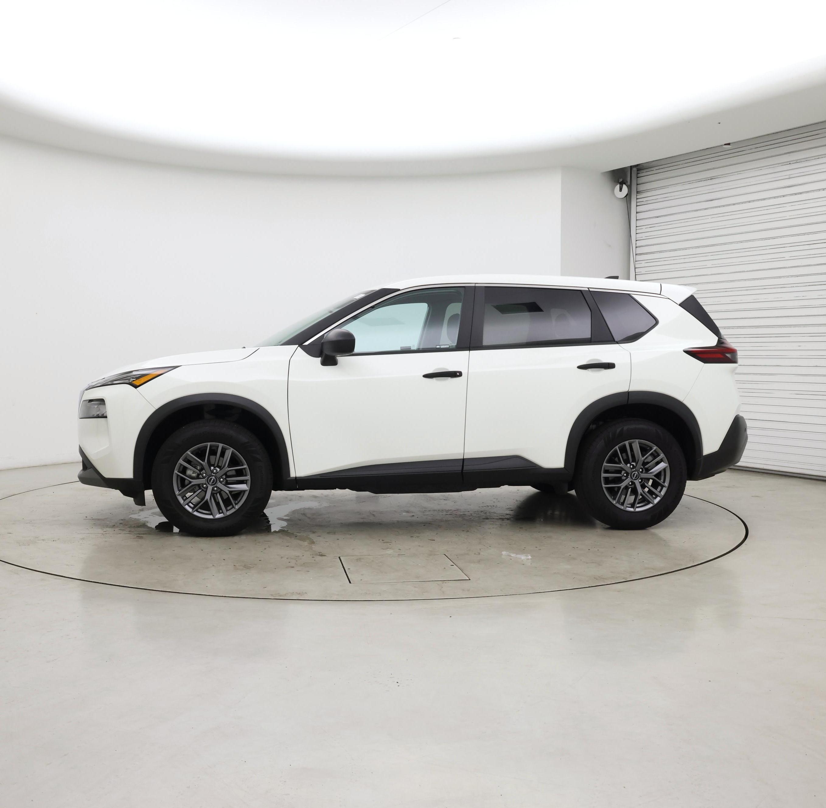 Thumbnail: 2023 Nissan Rogue - 3