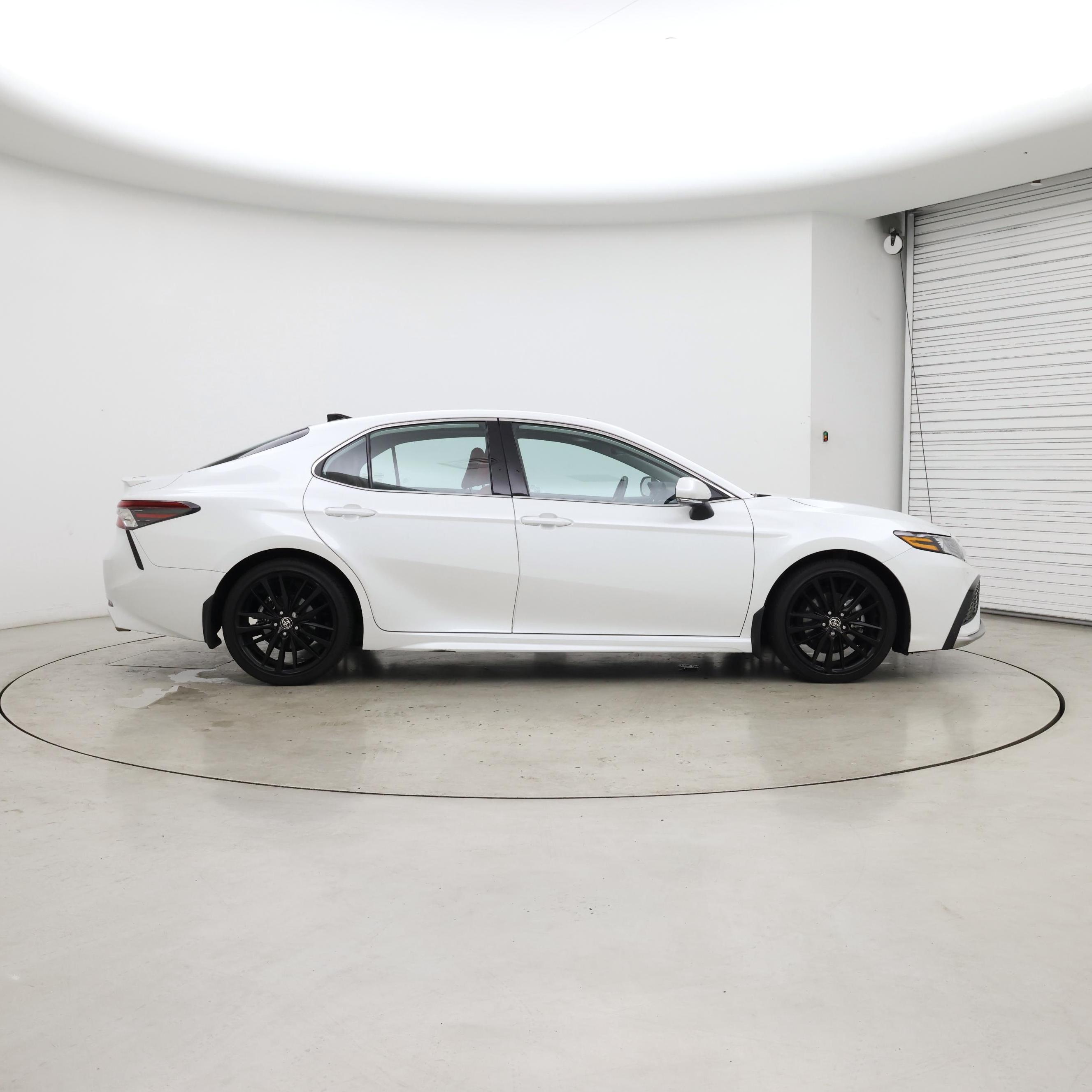 Thumbnail: 2023 Toyota Camry - 7